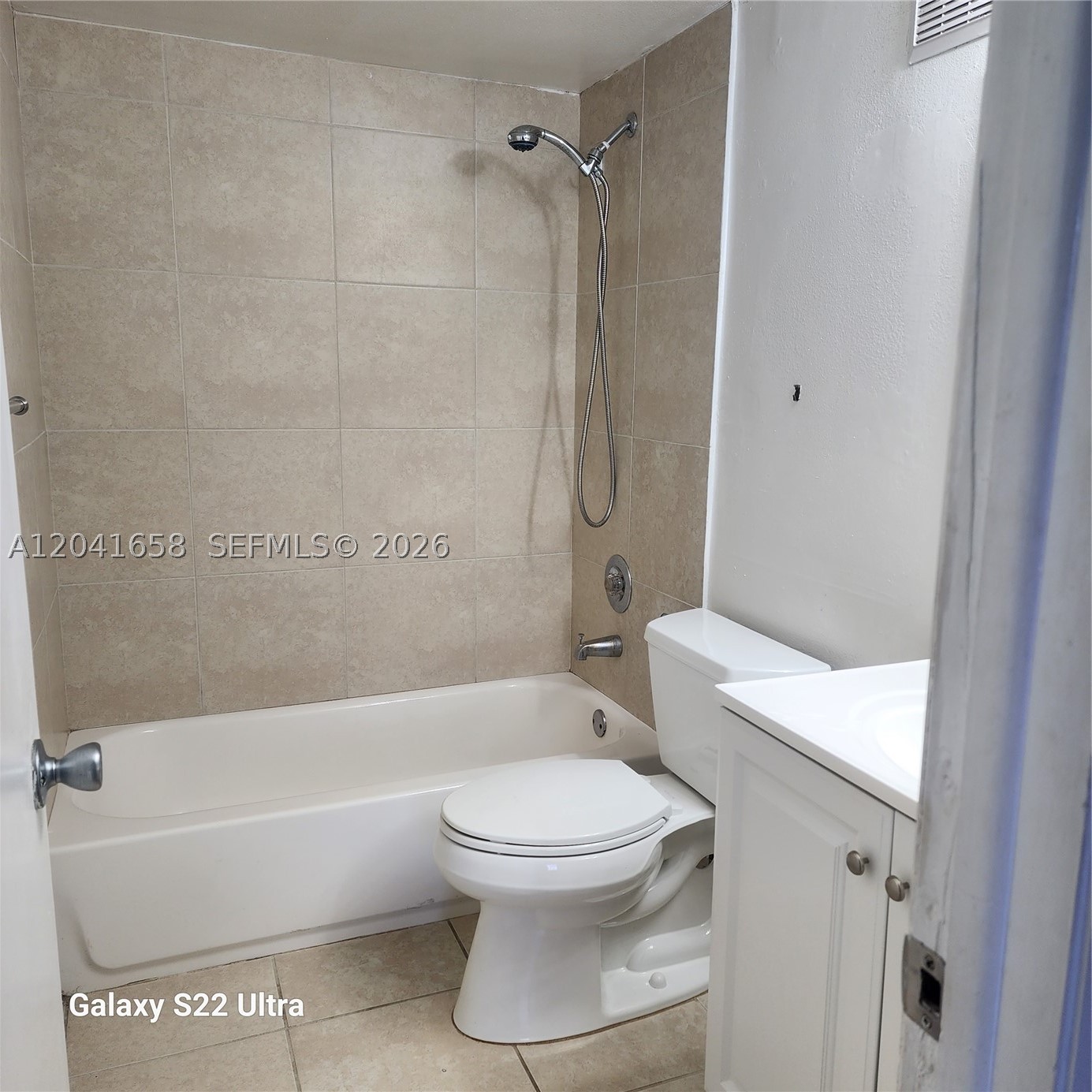 8200 Sw 210th St 111 Property Photo 6