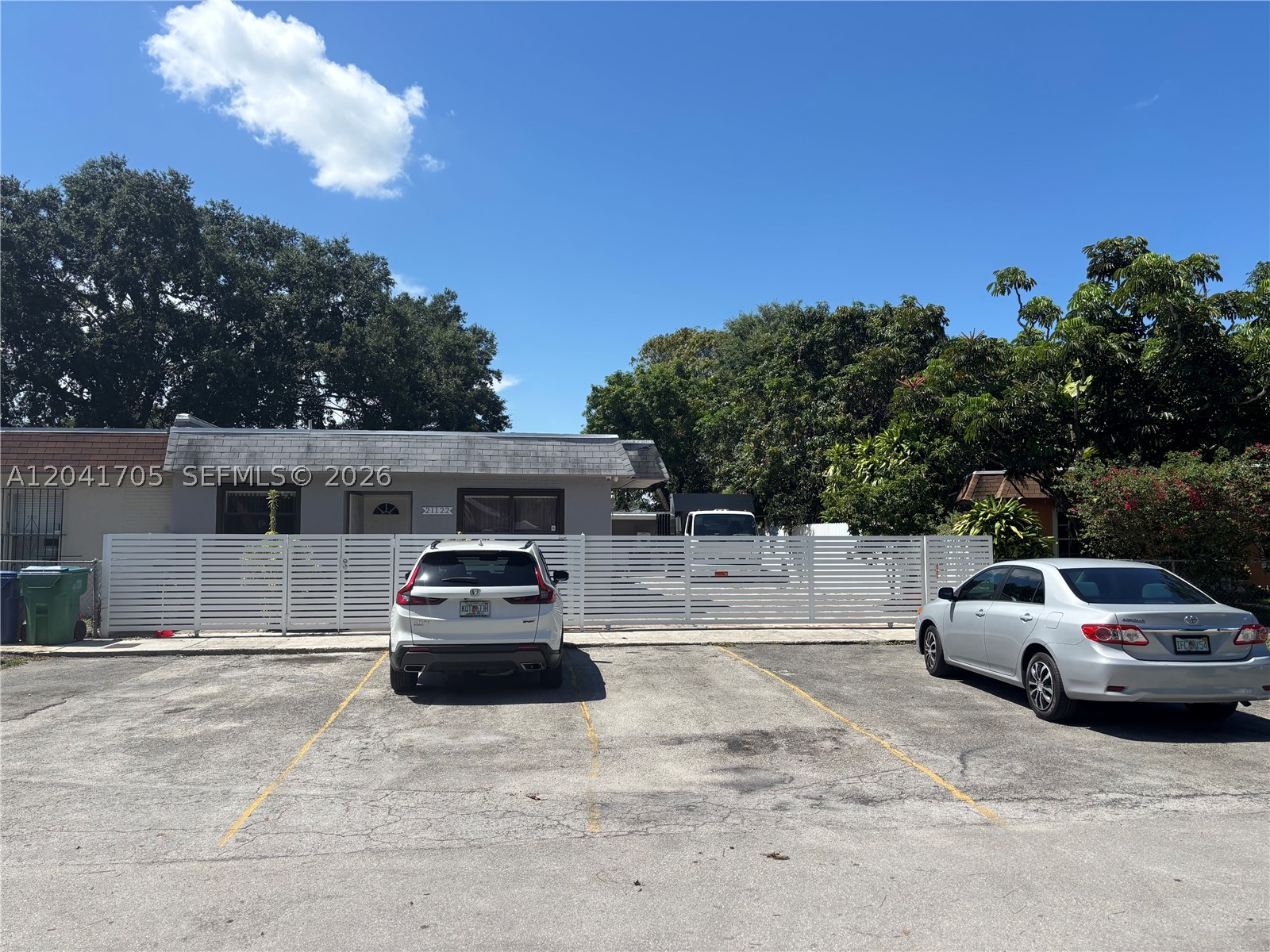 21122 Nw 39th Ave Property Photo 1