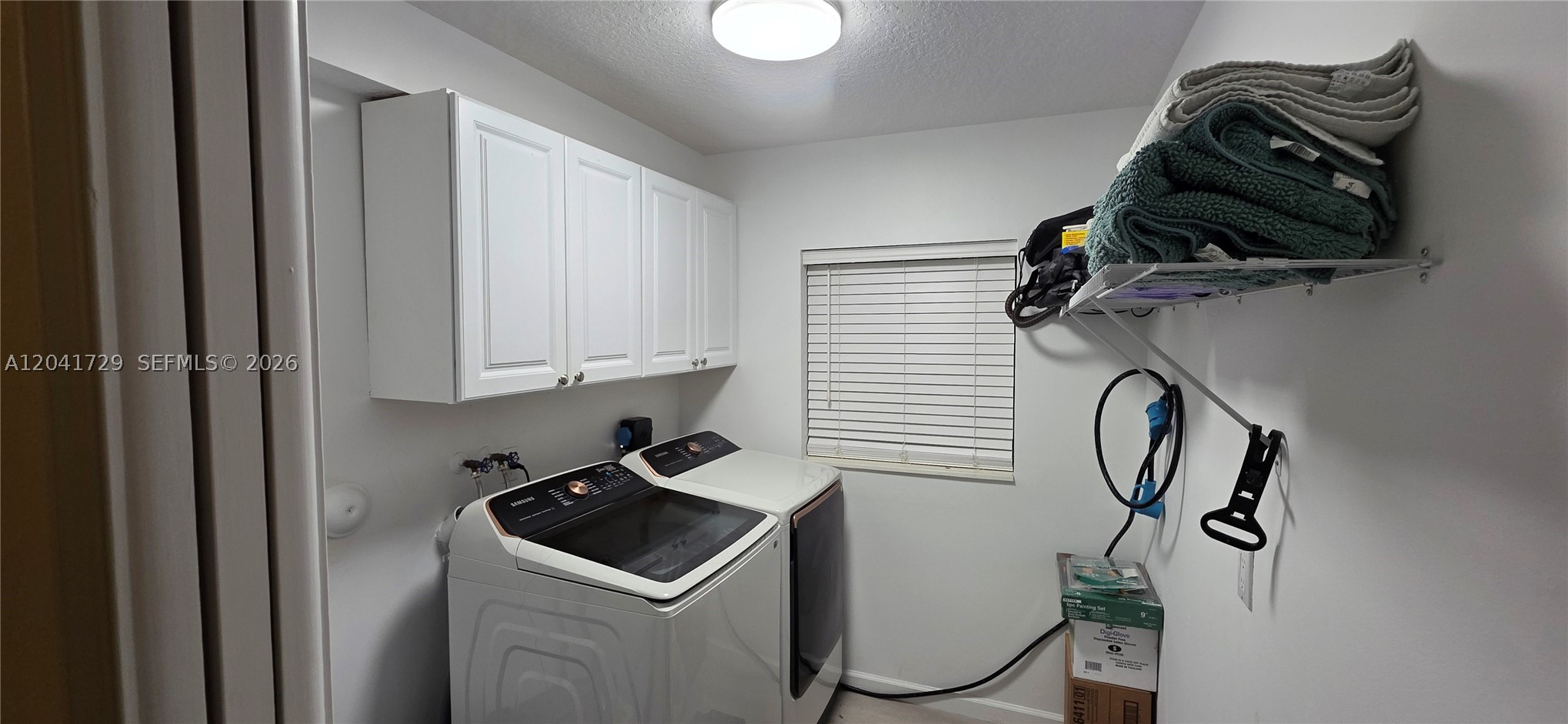 5010 Perignon Way Property Photo 7