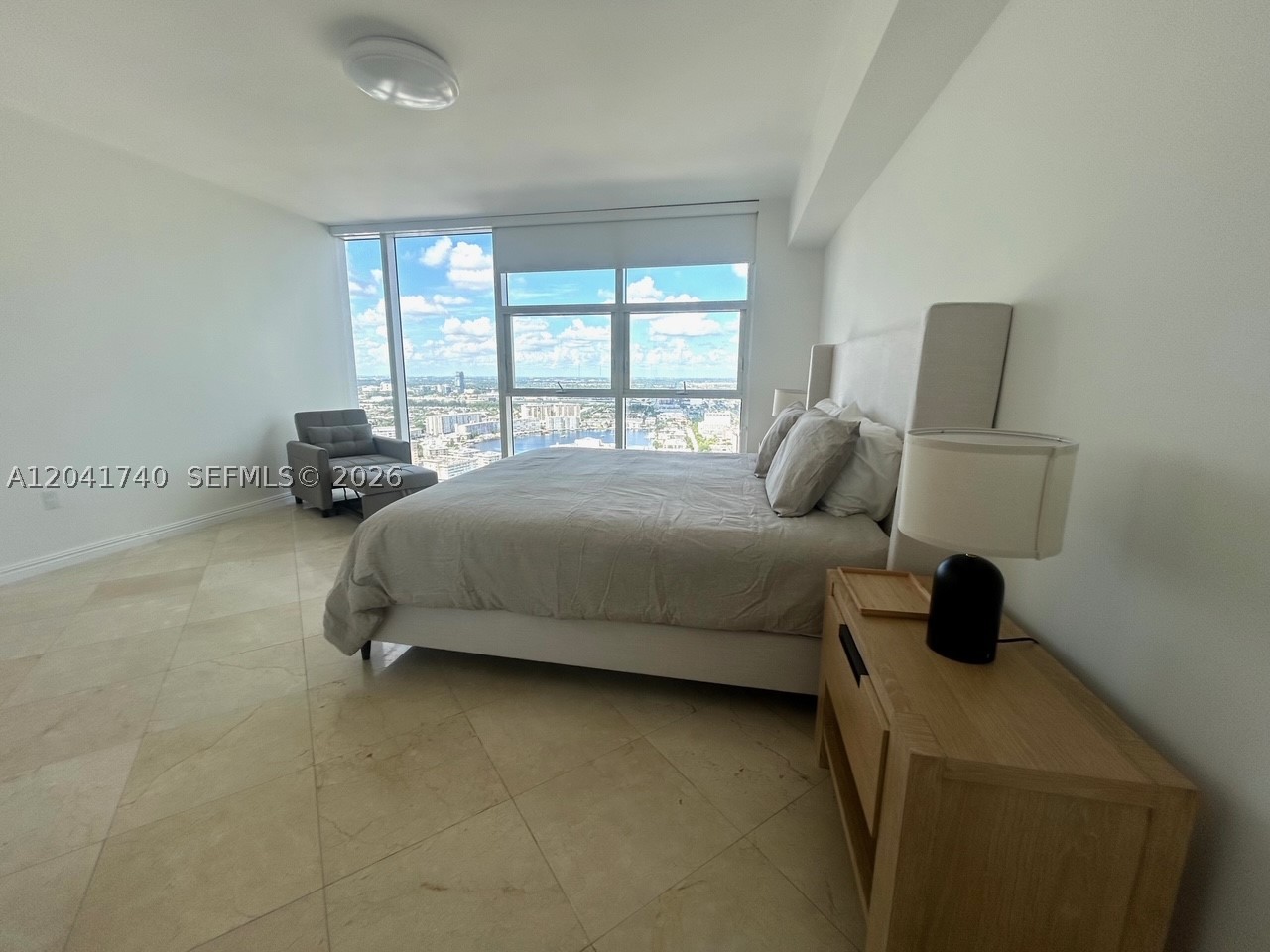 1830 S Ocean Dr 3707 Property Photo 10