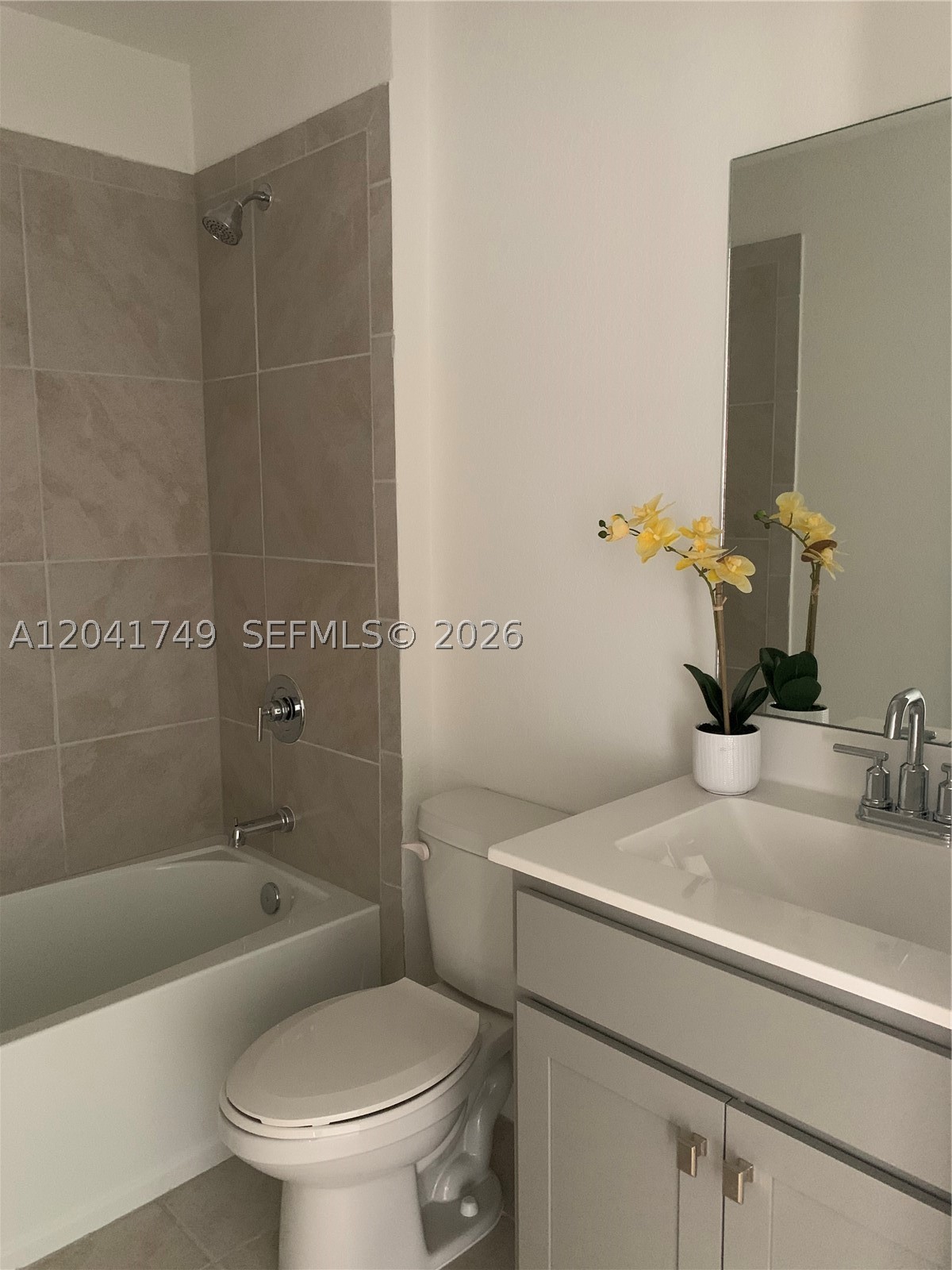 1068 Se 24th Ave 1068 Property Photo 4