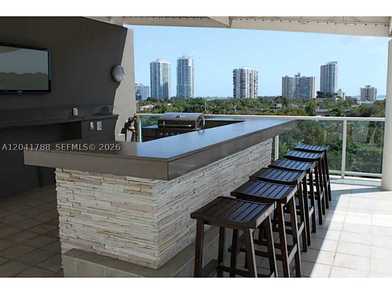 2525 Sw 3 Av 1006 Property Photo 12