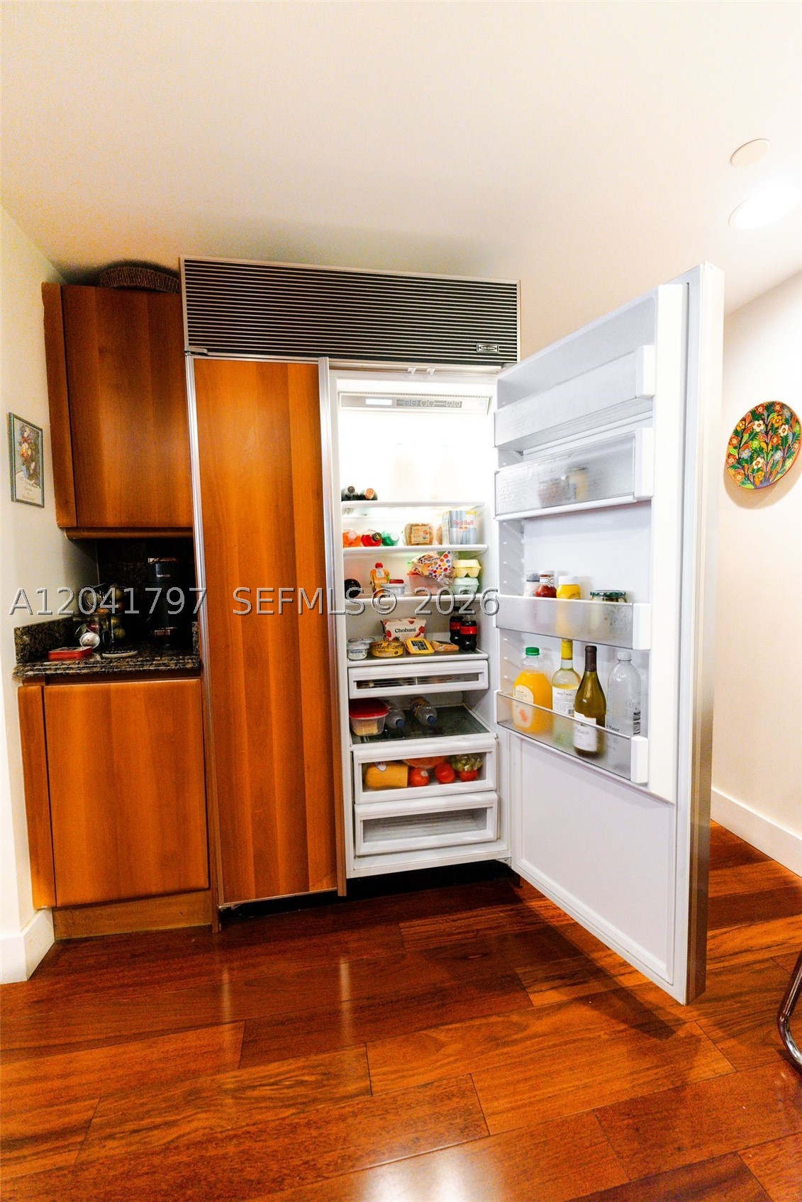 9595 Collins Ave N9-c Property Photo 9