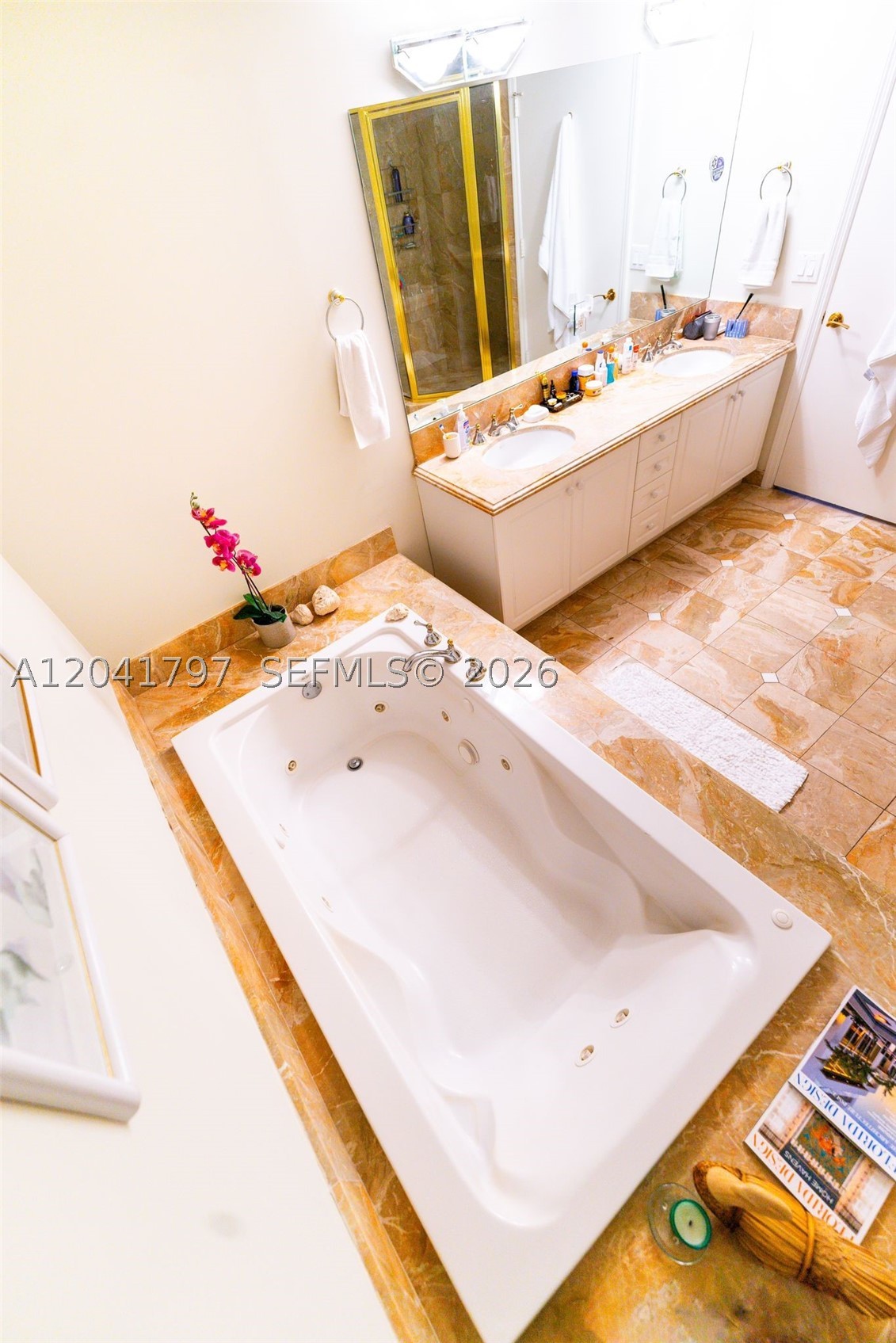 9595 Collins Ave N9-c Property Photo 19