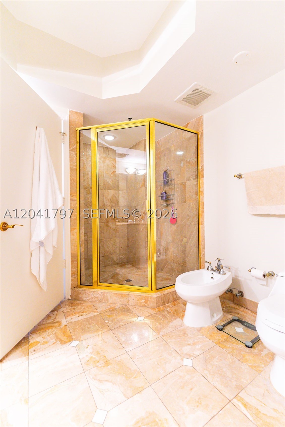 9595 Collins Ave N9-c Property Photo 20