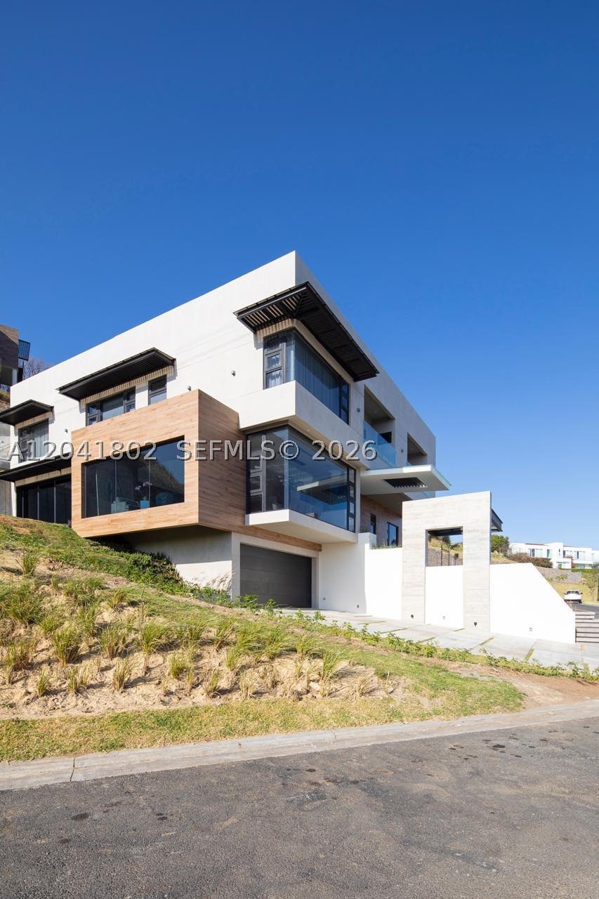 37-3 Escazu Property Photo 33