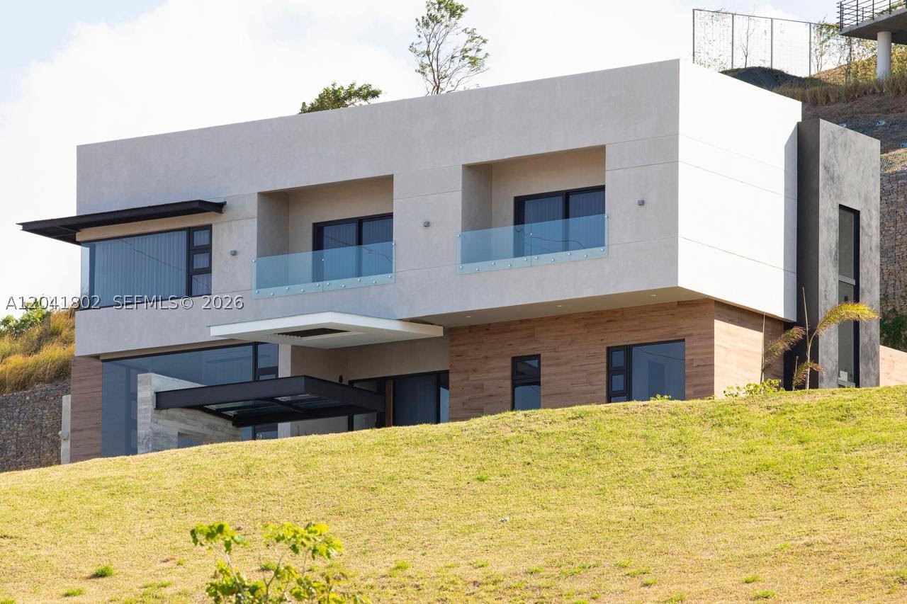 37-3 Escazu Property Photo 57