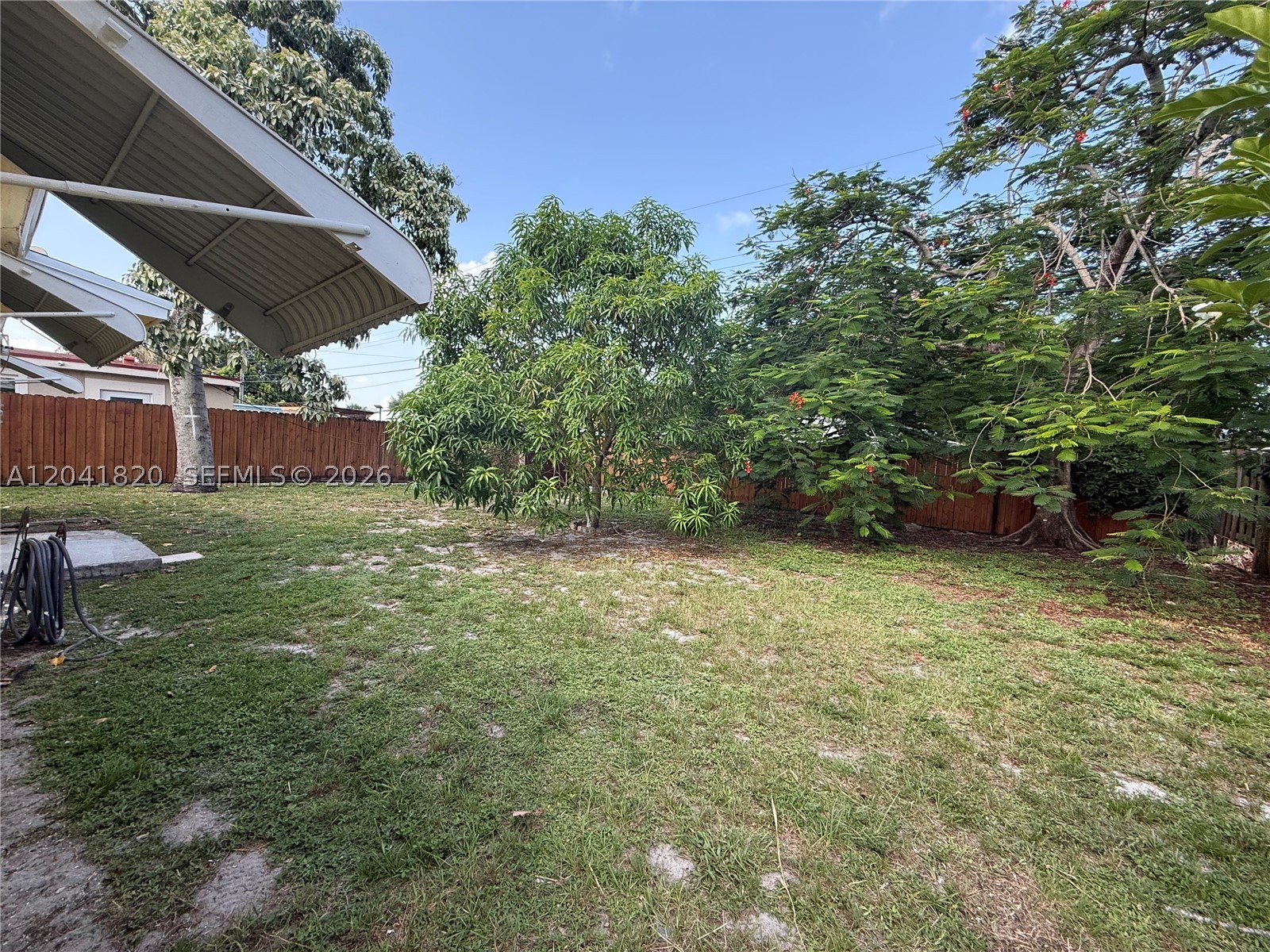 1311 N 69th Ave Property Photo 31