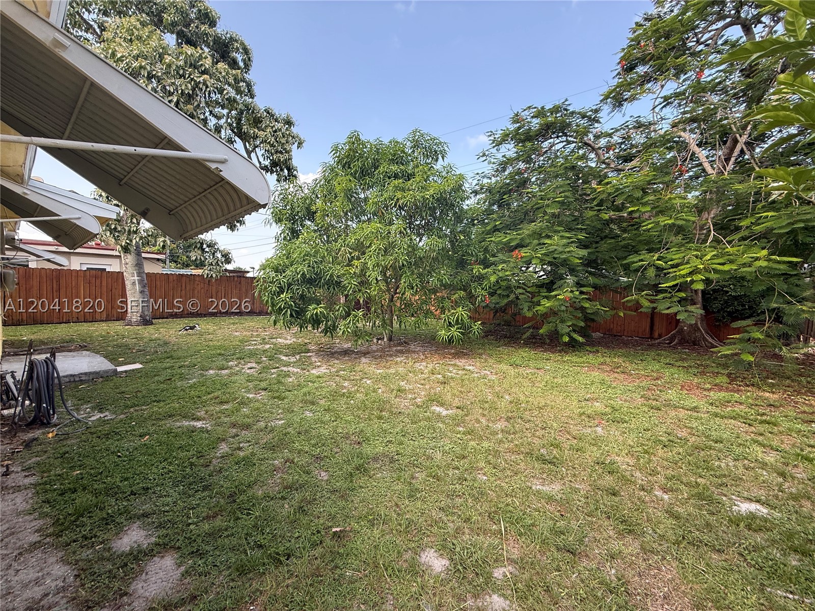 1311 N 69th Ave Property Photo 32
