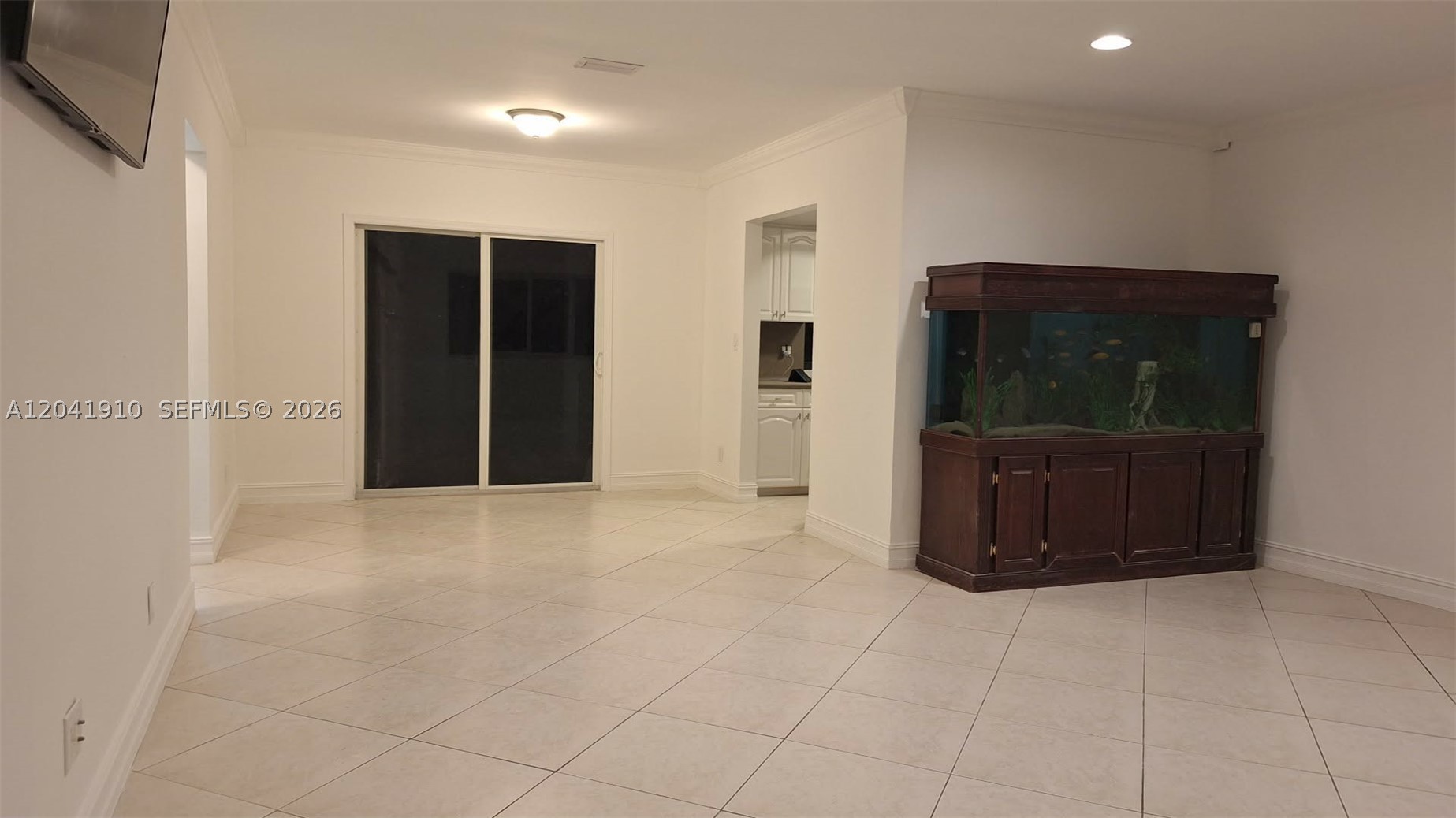 1800 N 55th Ave Property Photo 3