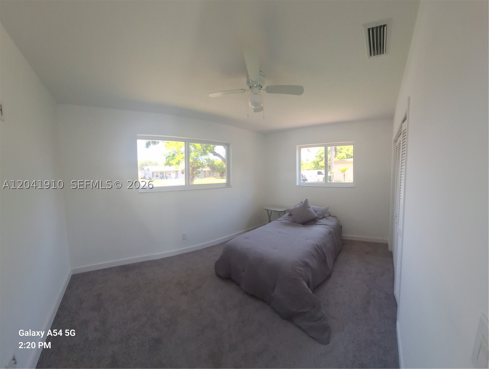 1800 N 55th Ave Property Photo 10