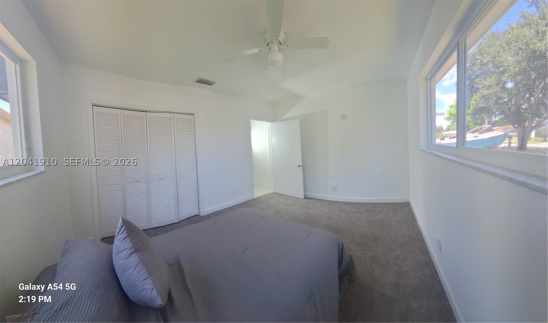 1800 N 55th Ave Property Photo 11