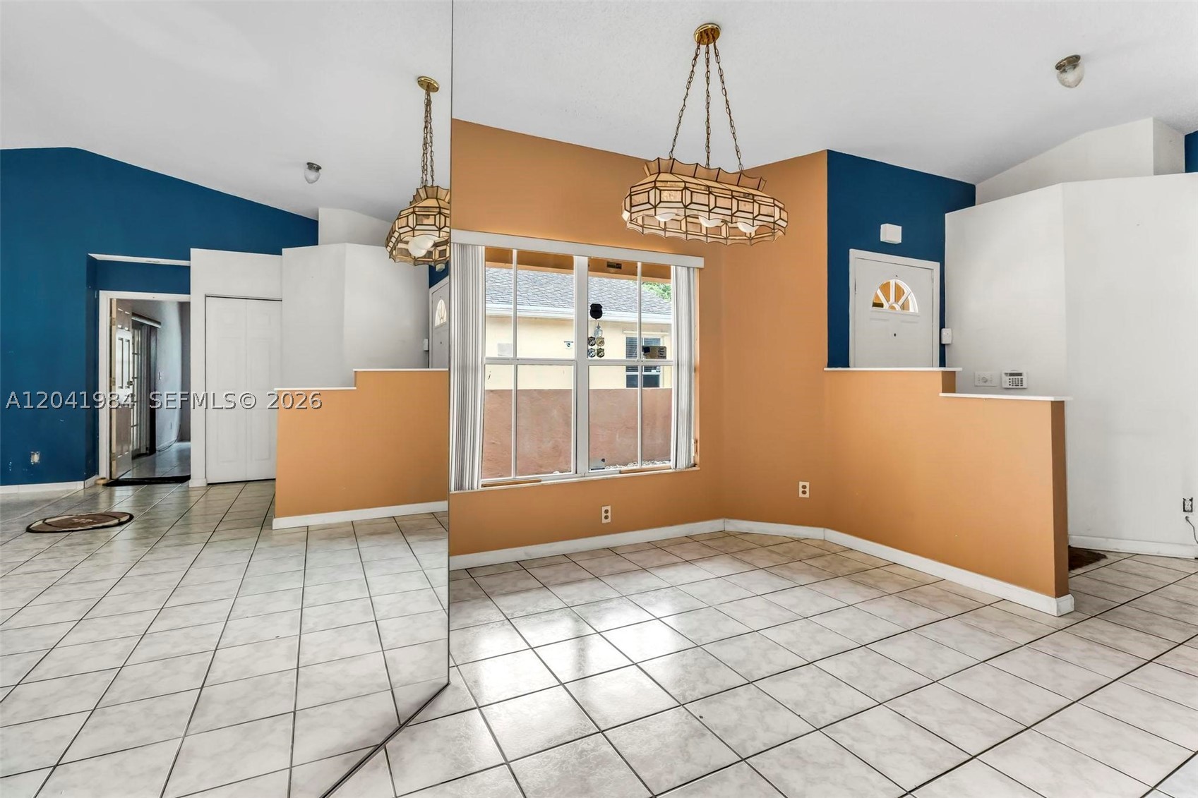 220 Nw 207th Way Property Photo 3