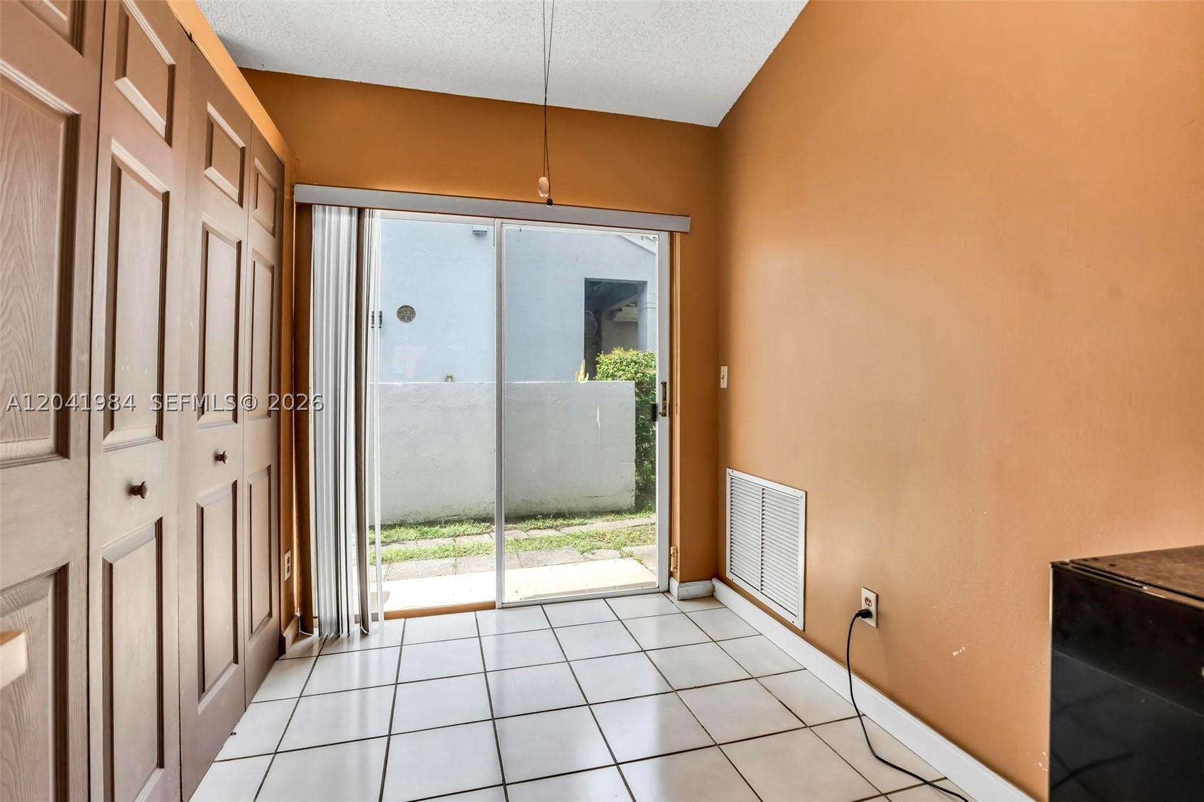 220 Nw 207th Way Property Photo 15