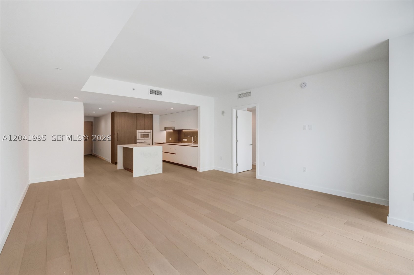 9221 E Bay Harbor Drive 210 Property Photo 6