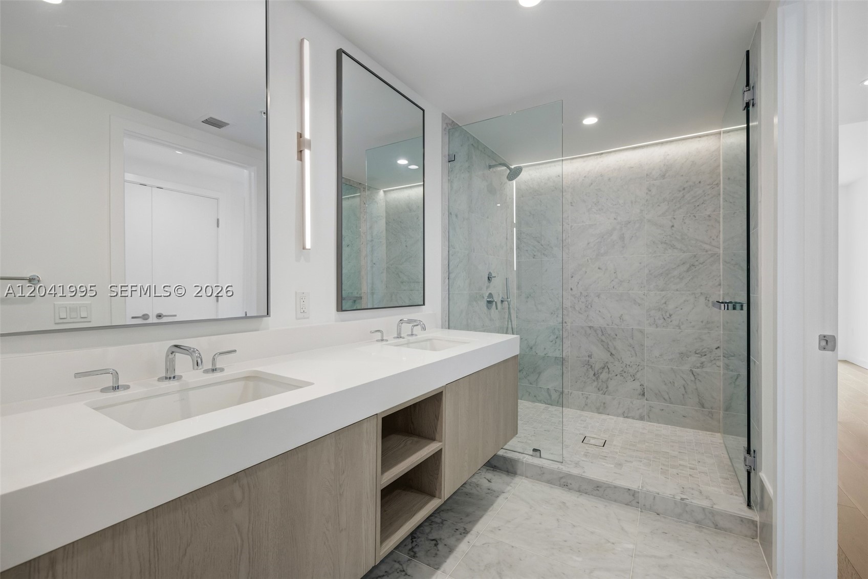 9221 E Bay Harbor Drive 210 Property Photo 14