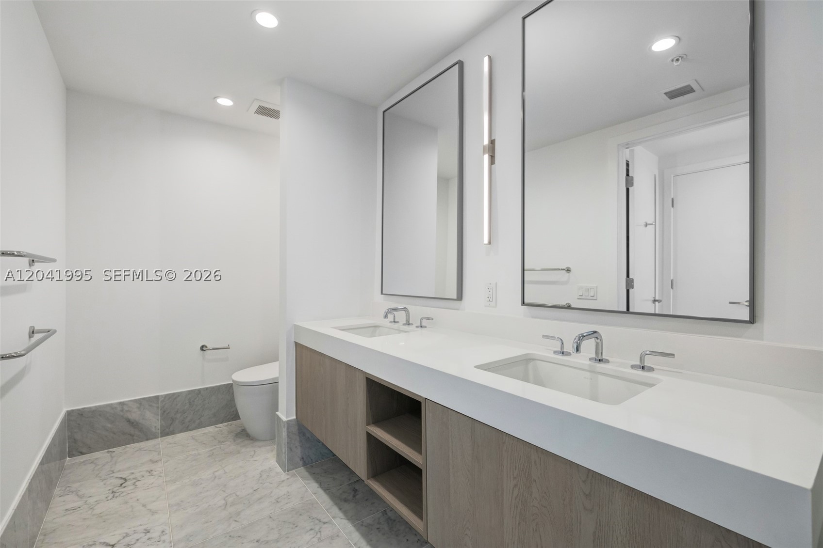 9221 E Bay Harbor Drive 210 Property Photo 16