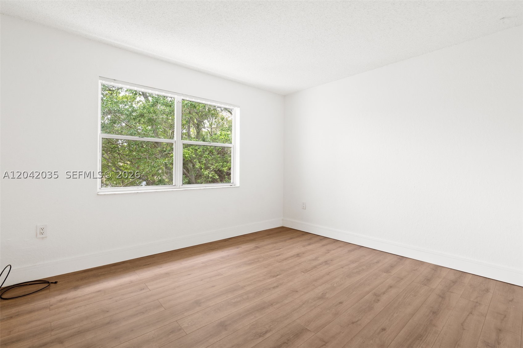 4215 N University Dr 305 Property Photo 15