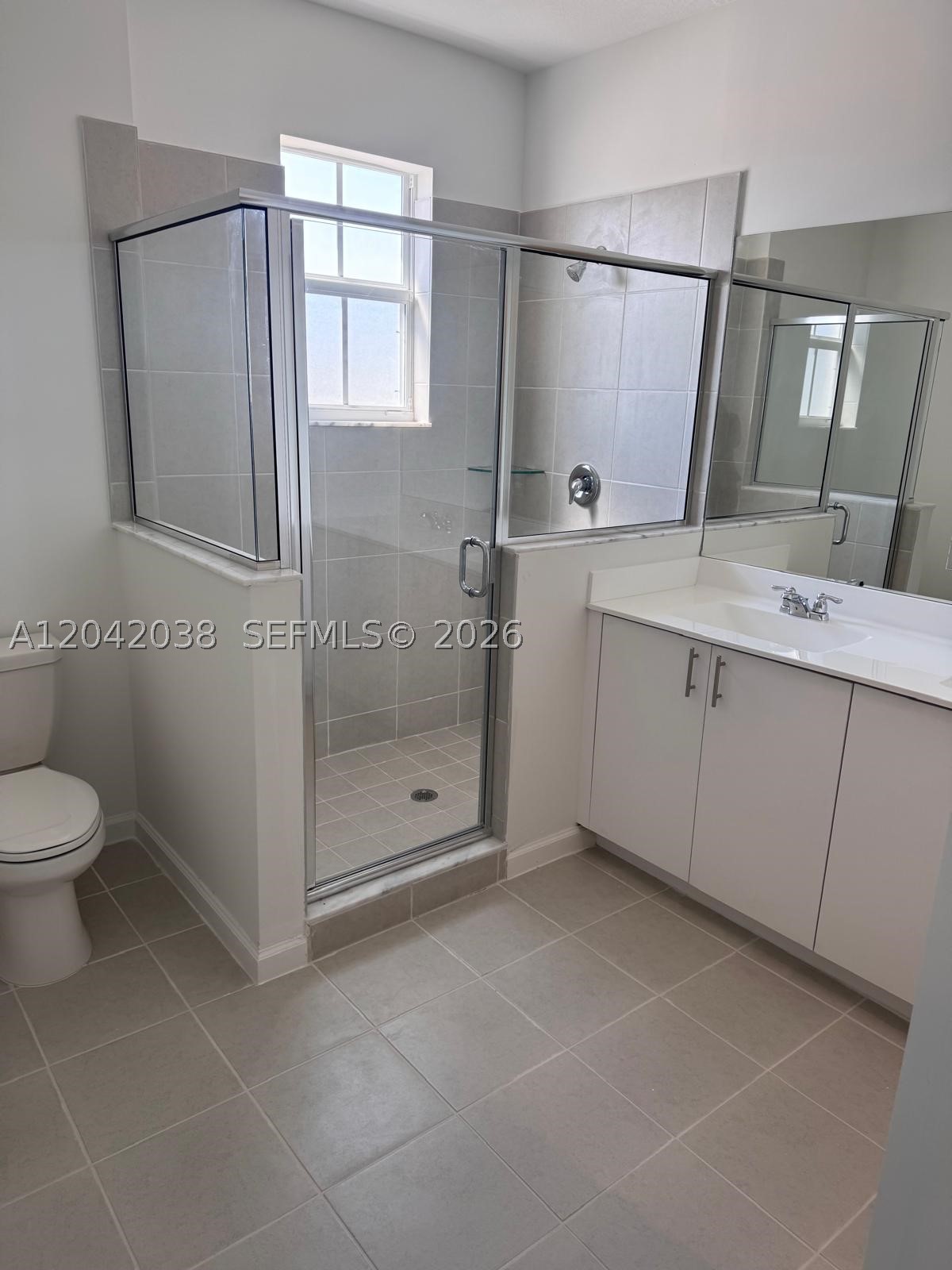2444 Se 29th St 0 Property Photo 6