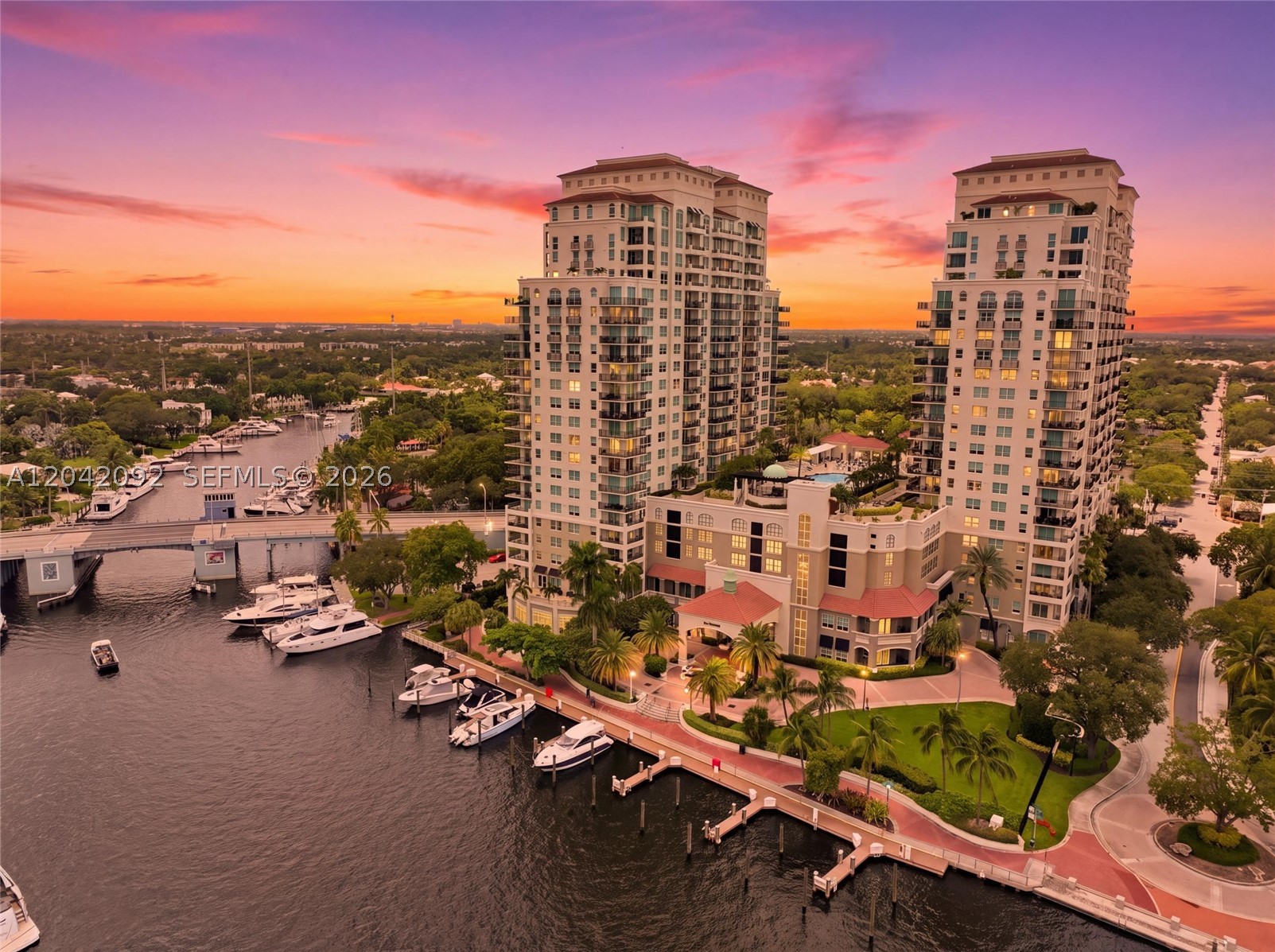 610 W Las Olas Blvd 1912N Property Photo 1
