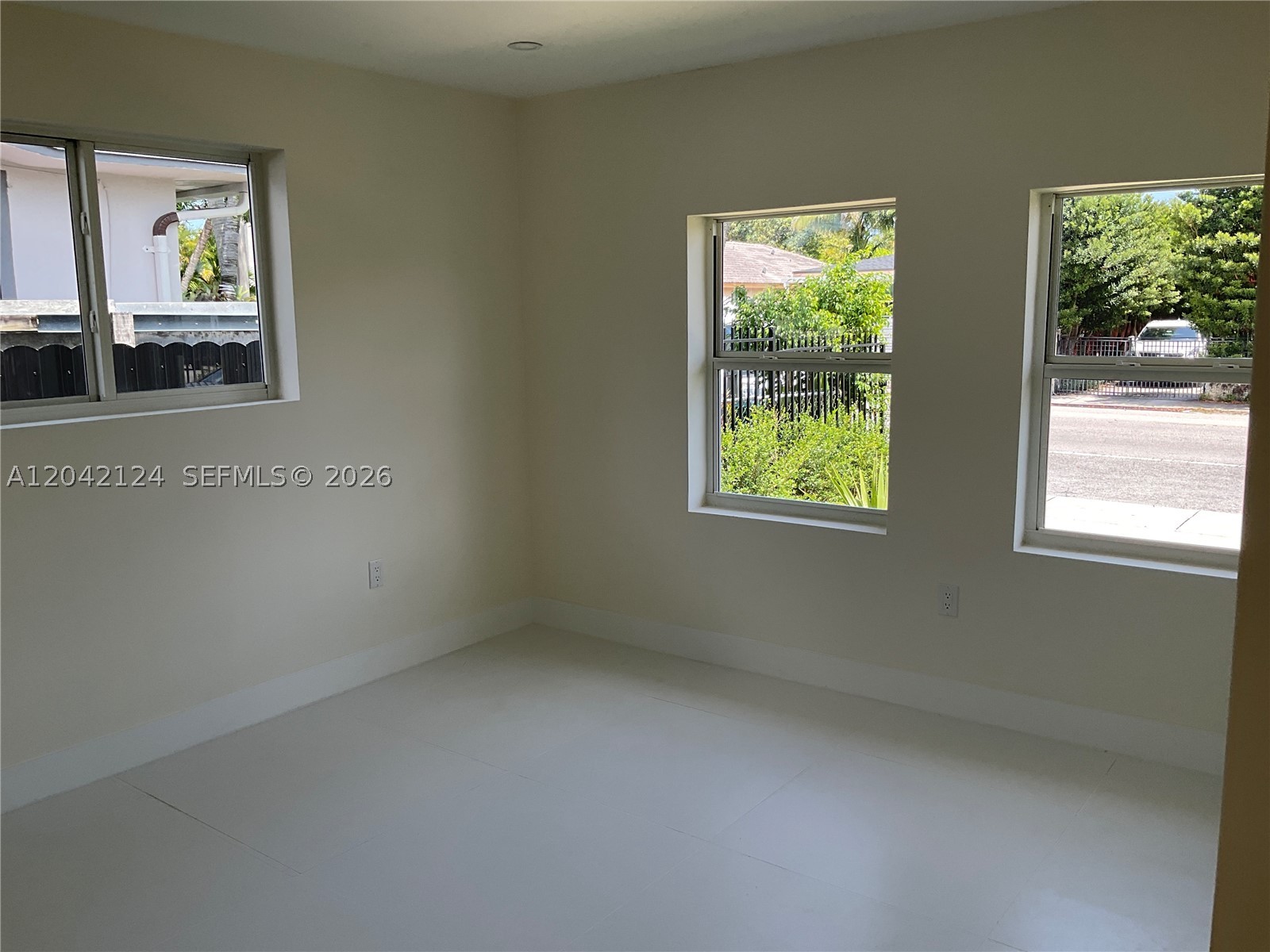 2315 Nw 3rd St Property Photo 16