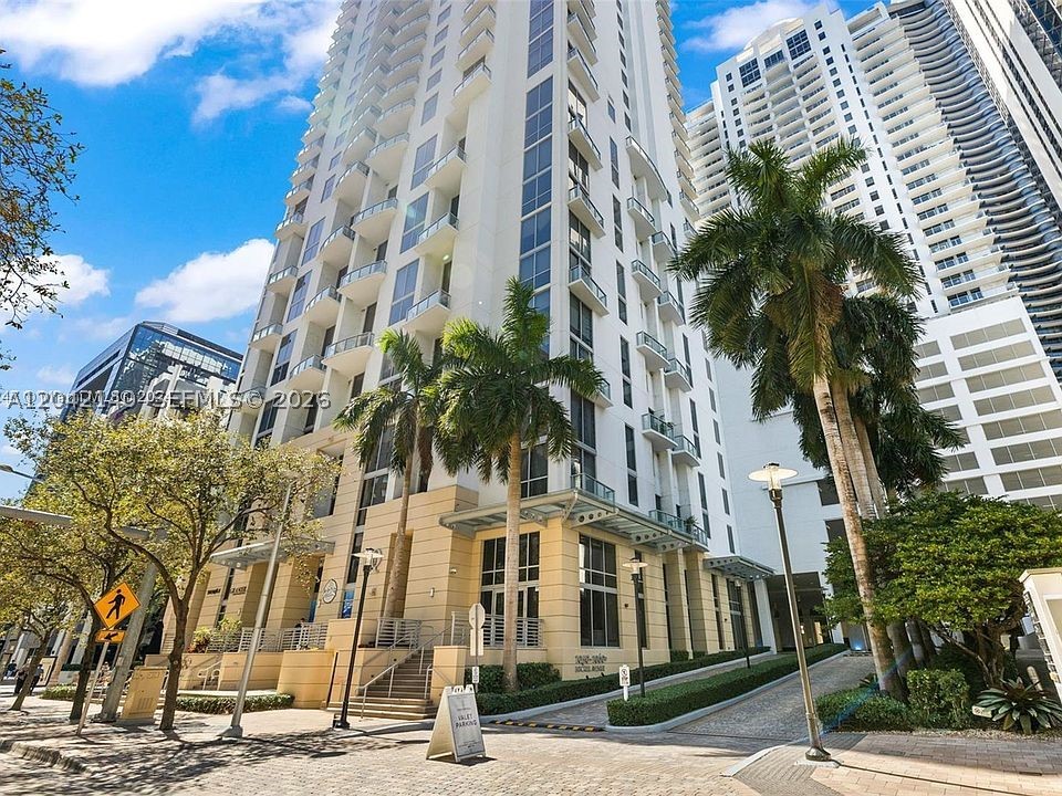 1050 Brickell Ave 416 Property Photo 1
