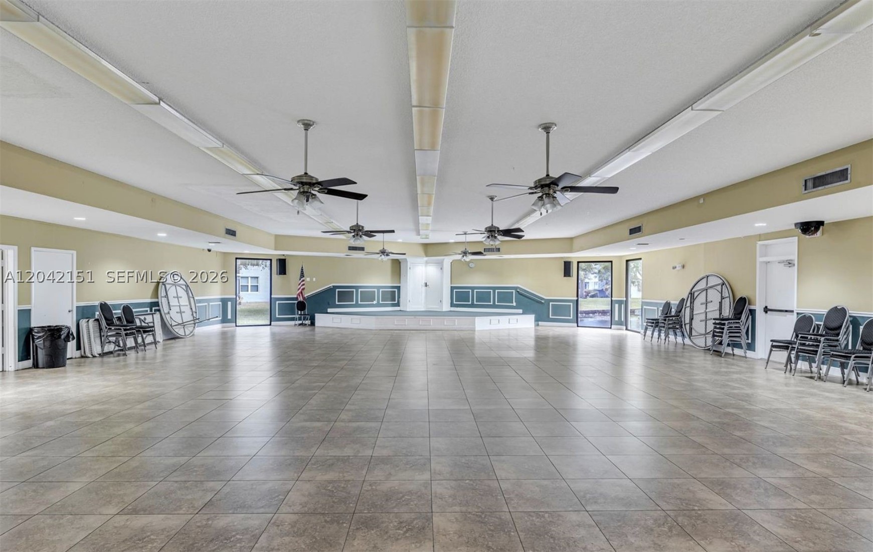 117 Royal Park Dr 3f Property Photo 18