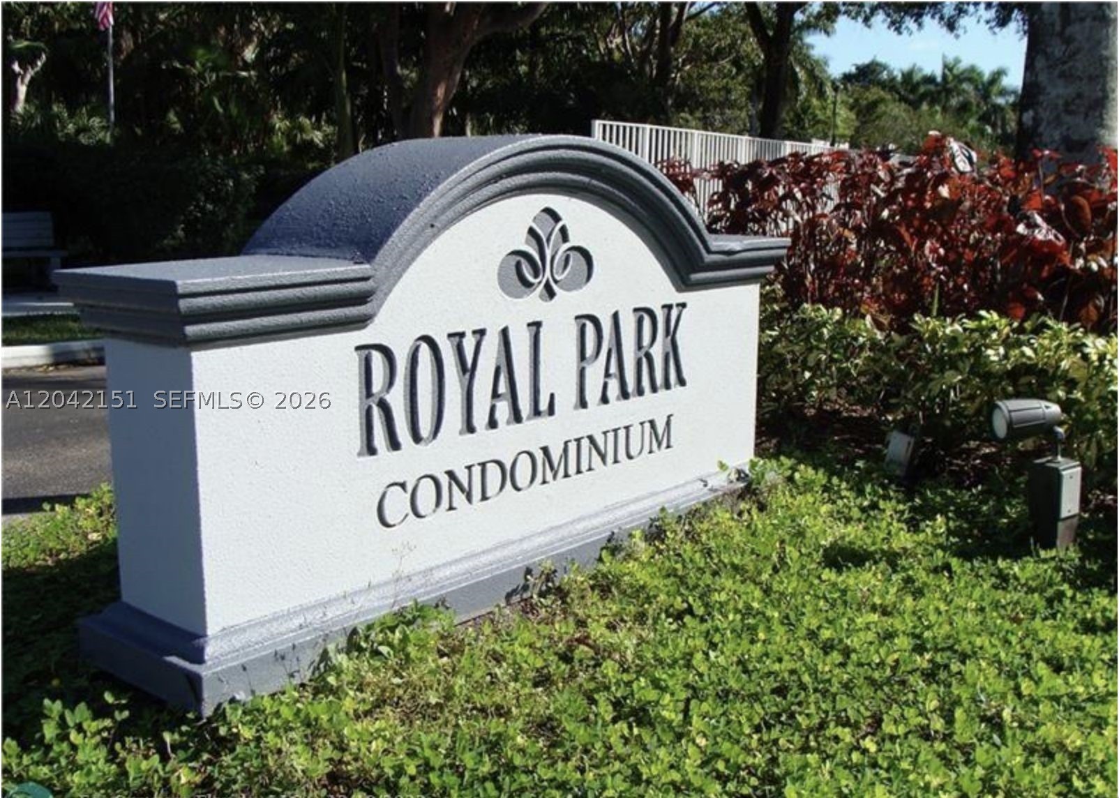 117 Royal Park Dr 3f Property Photo 26
