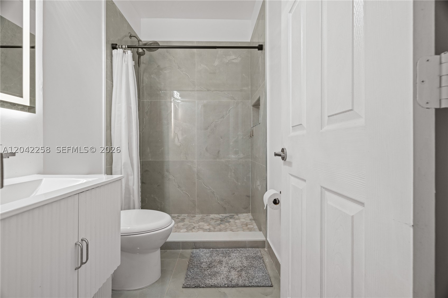 3370 Ne 14th Dr 106-29 Property Photo 15