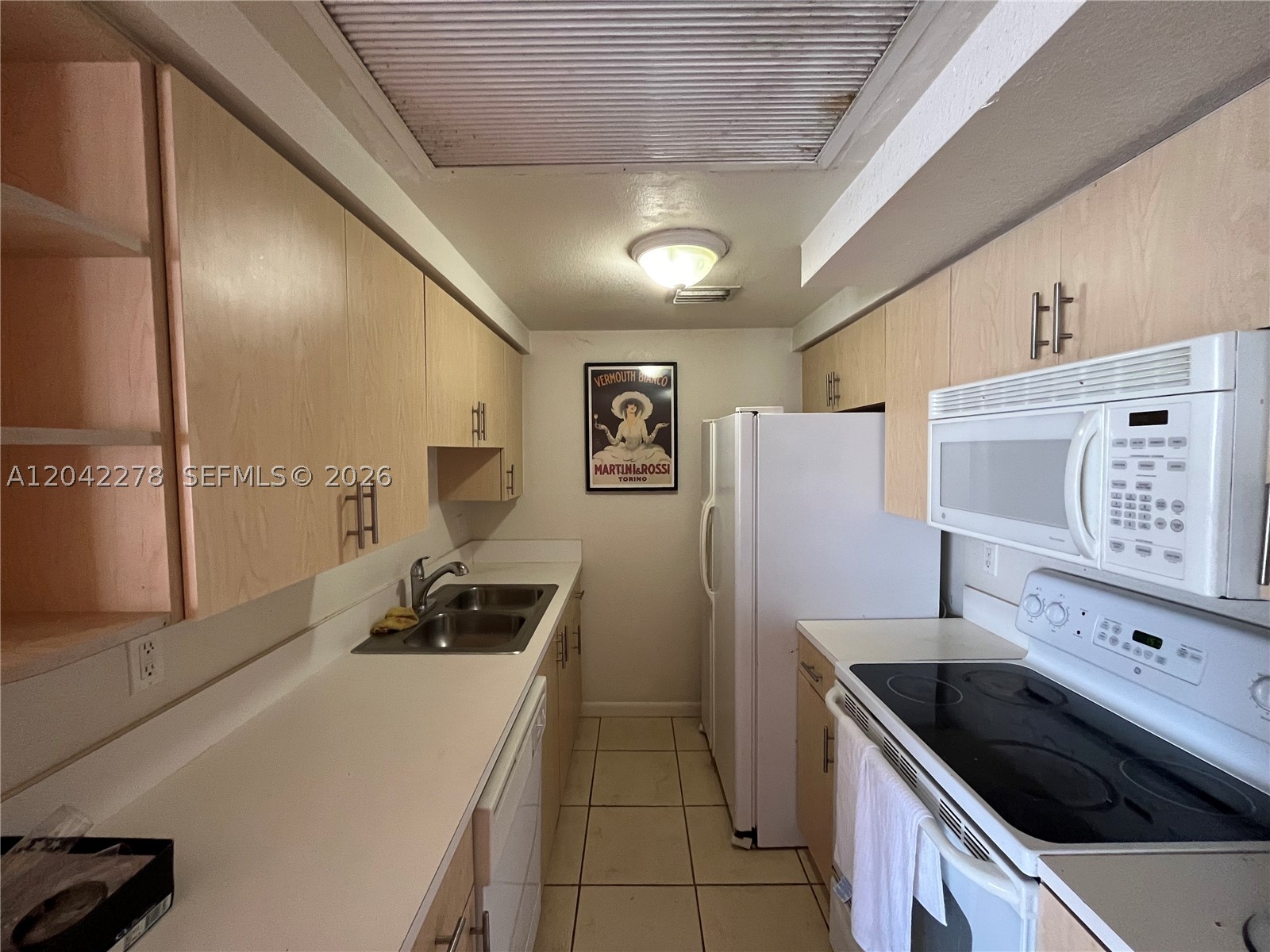 1185 Marseille Dr 309 Property Photo 6