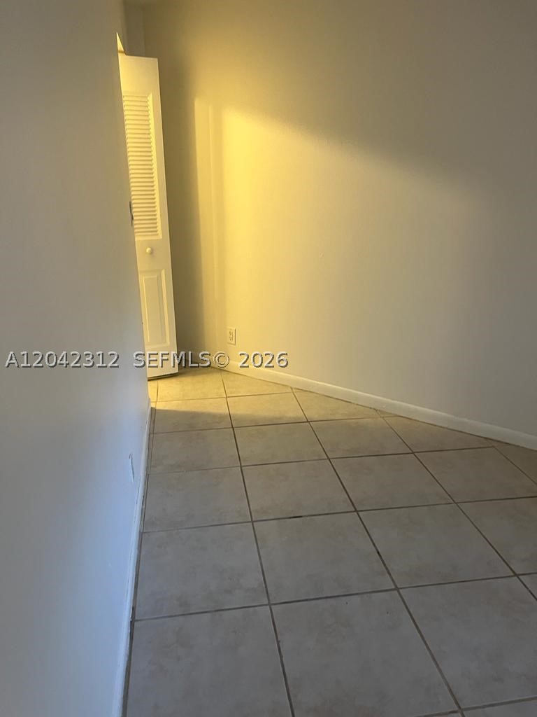 1950 N Congress Ave 105 Property Photo 7