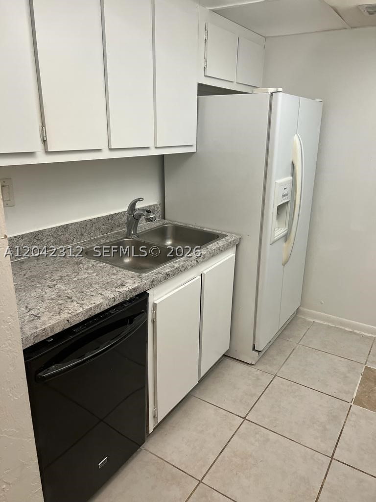 1950 N Congress Ave 105 Property Photo 8