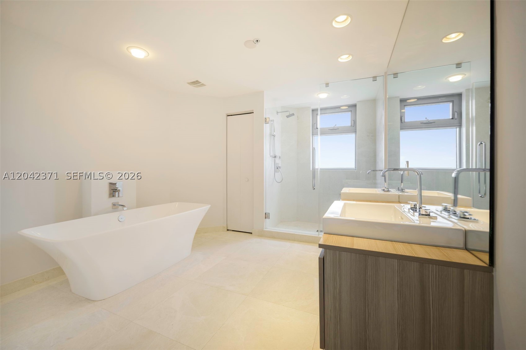 17301 Biscayne Blvd 1704 Property Photo 27