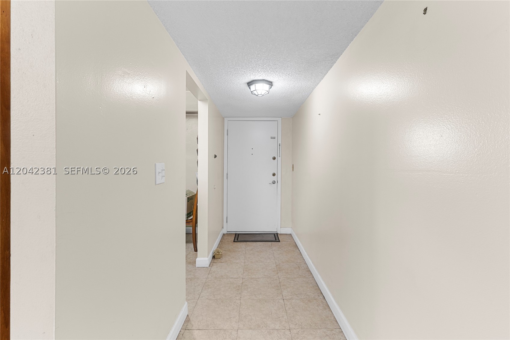 1800 W 54th St 209 Property Photo 5