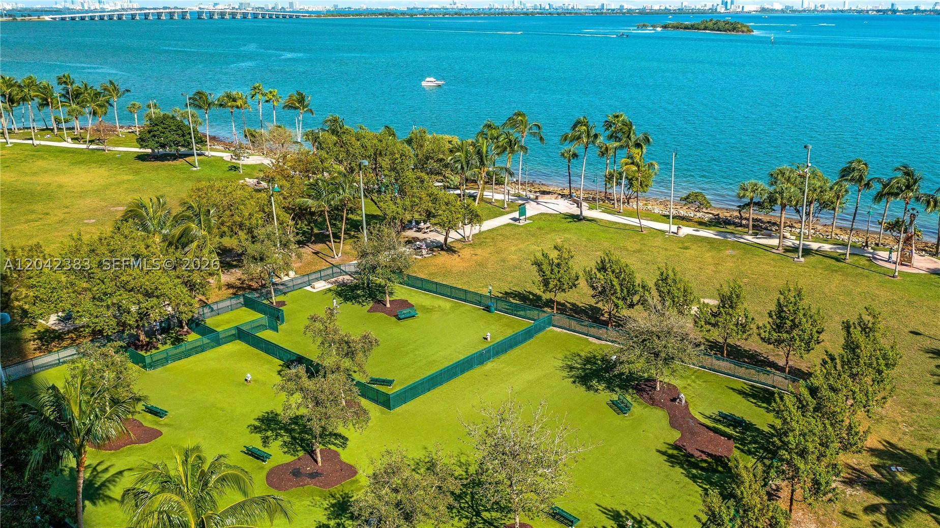 1750 N Bayshore Dr 5212 Property Photo 60