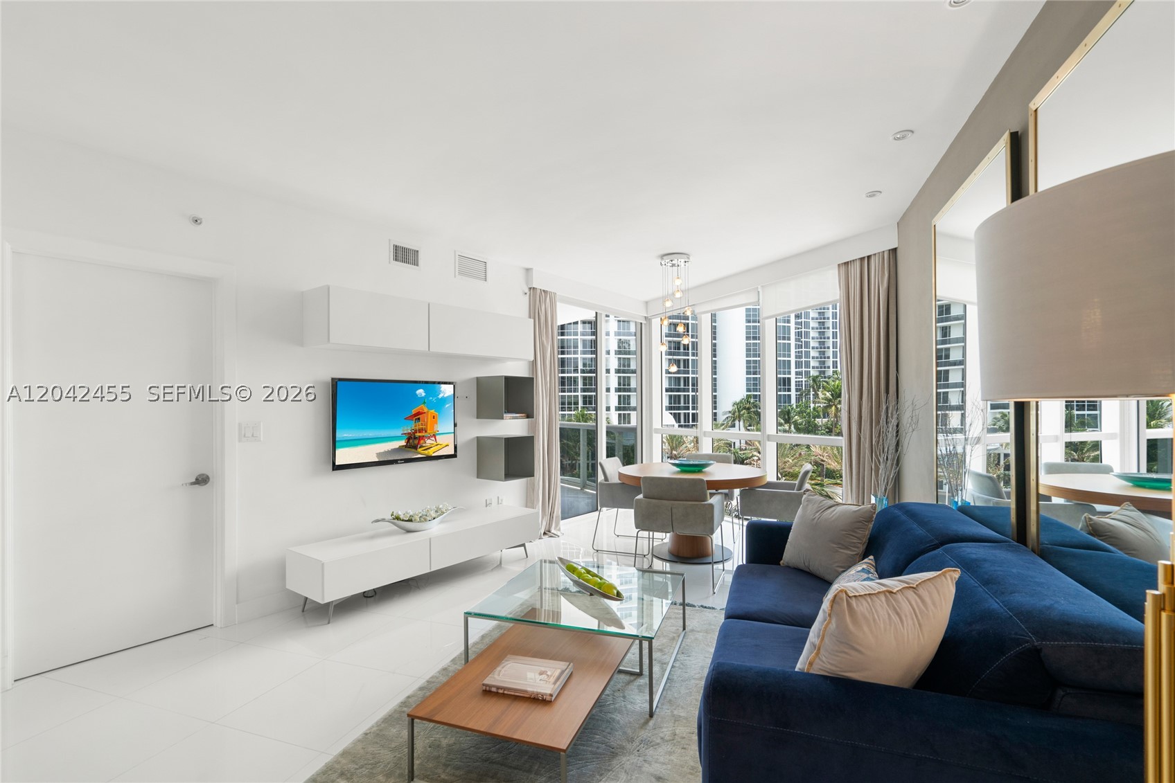 18201 Collins Ave 603 Property Photo 3