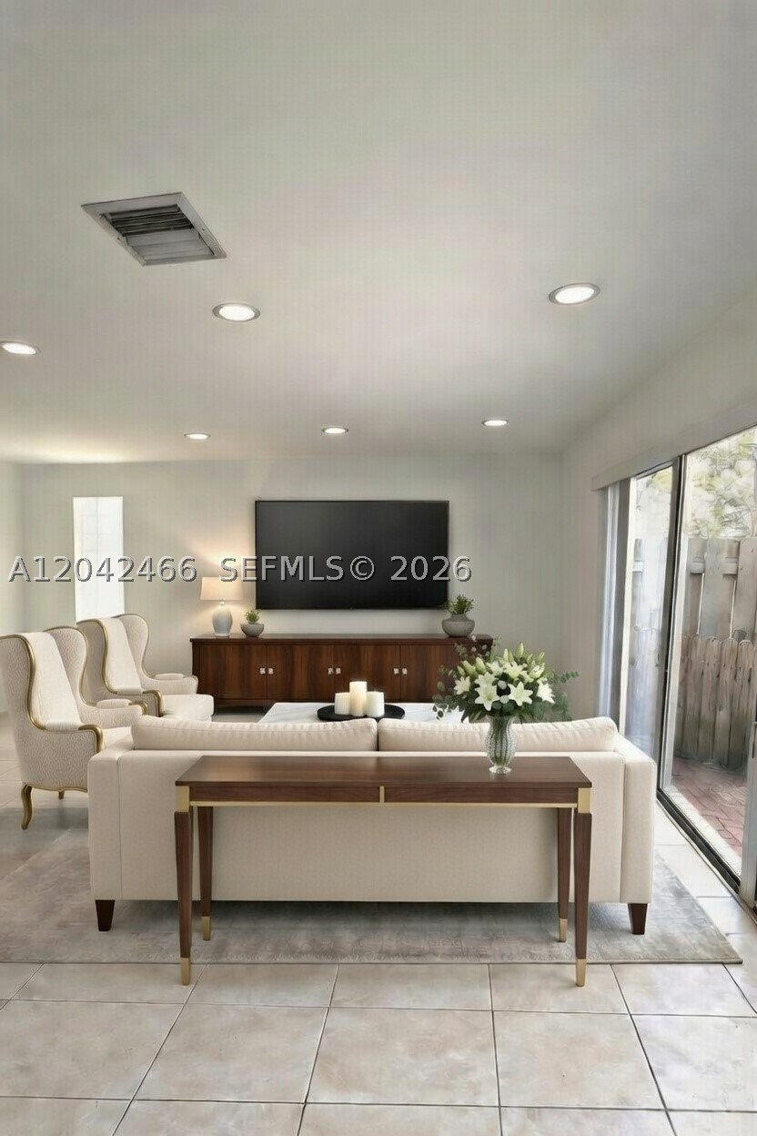 3743 Nw 122nd Ter Property Photo 13