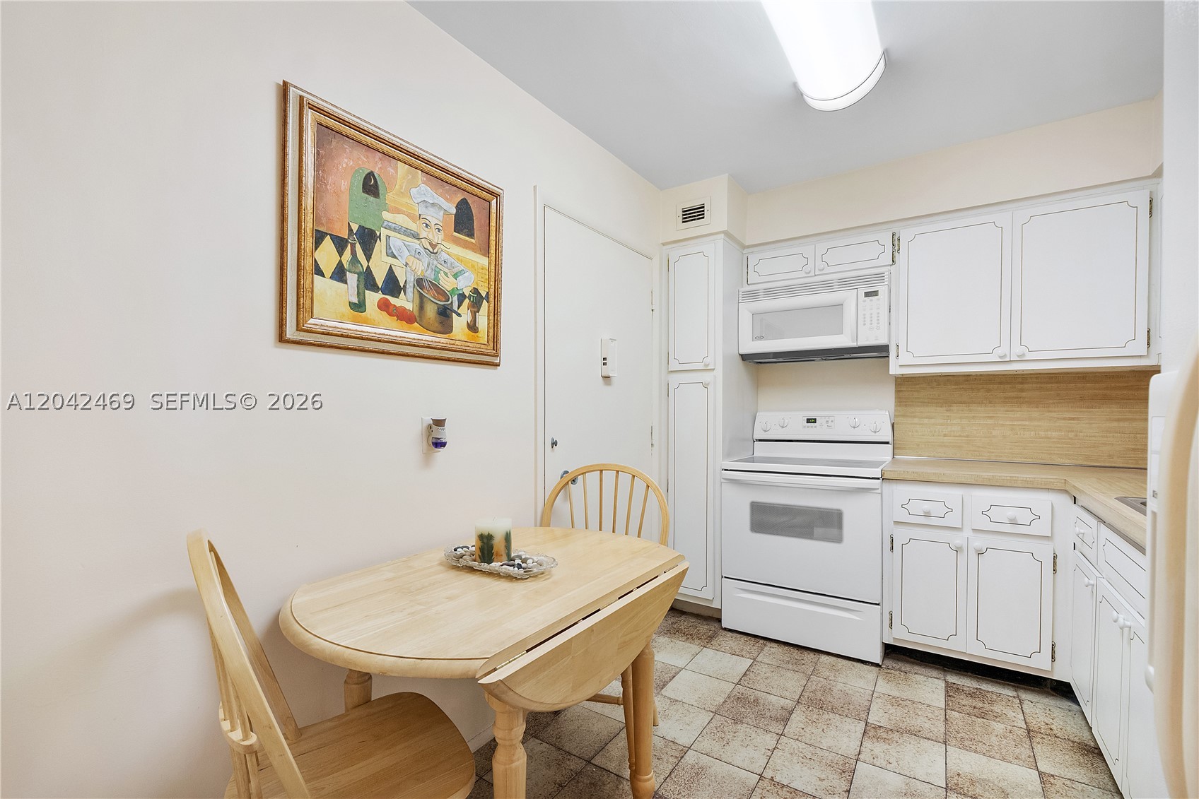 5 Island Ave 6a Property Photo 16