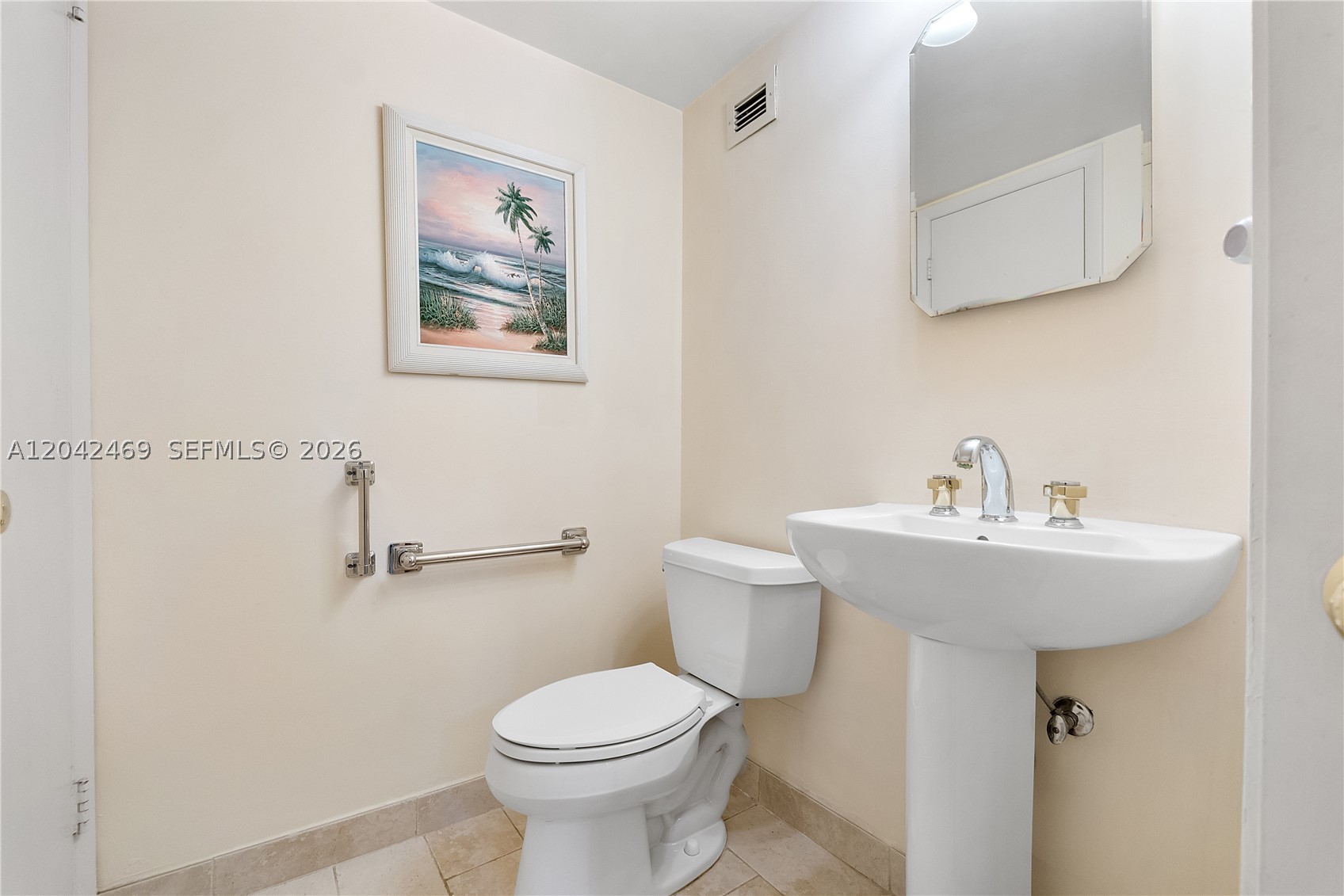 5 Island Ave 6a Property Photo 17