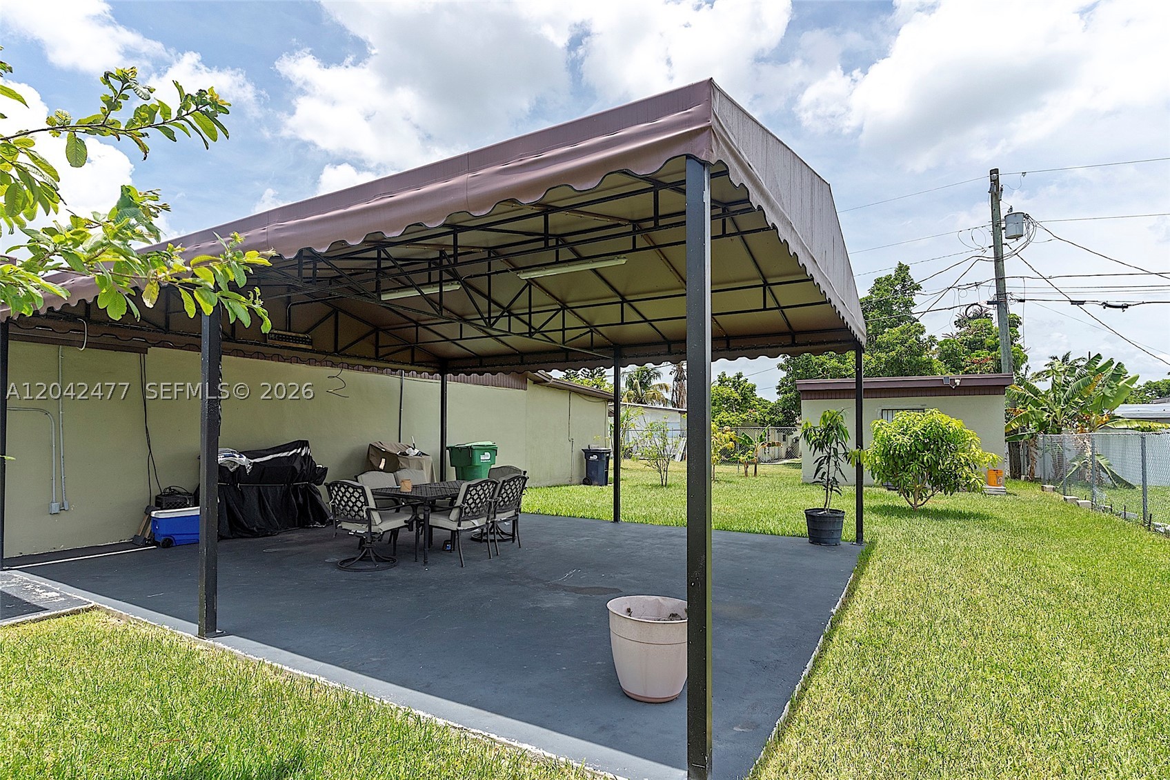 A12042477 Property Photo 3