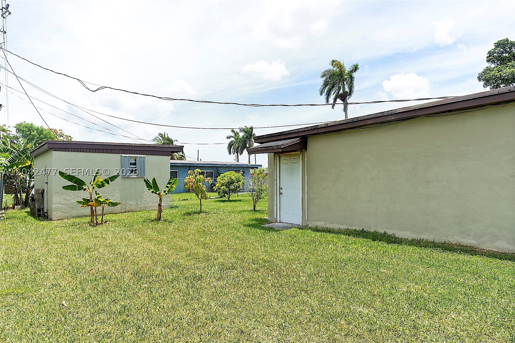 A12042477 Property Photo 5
