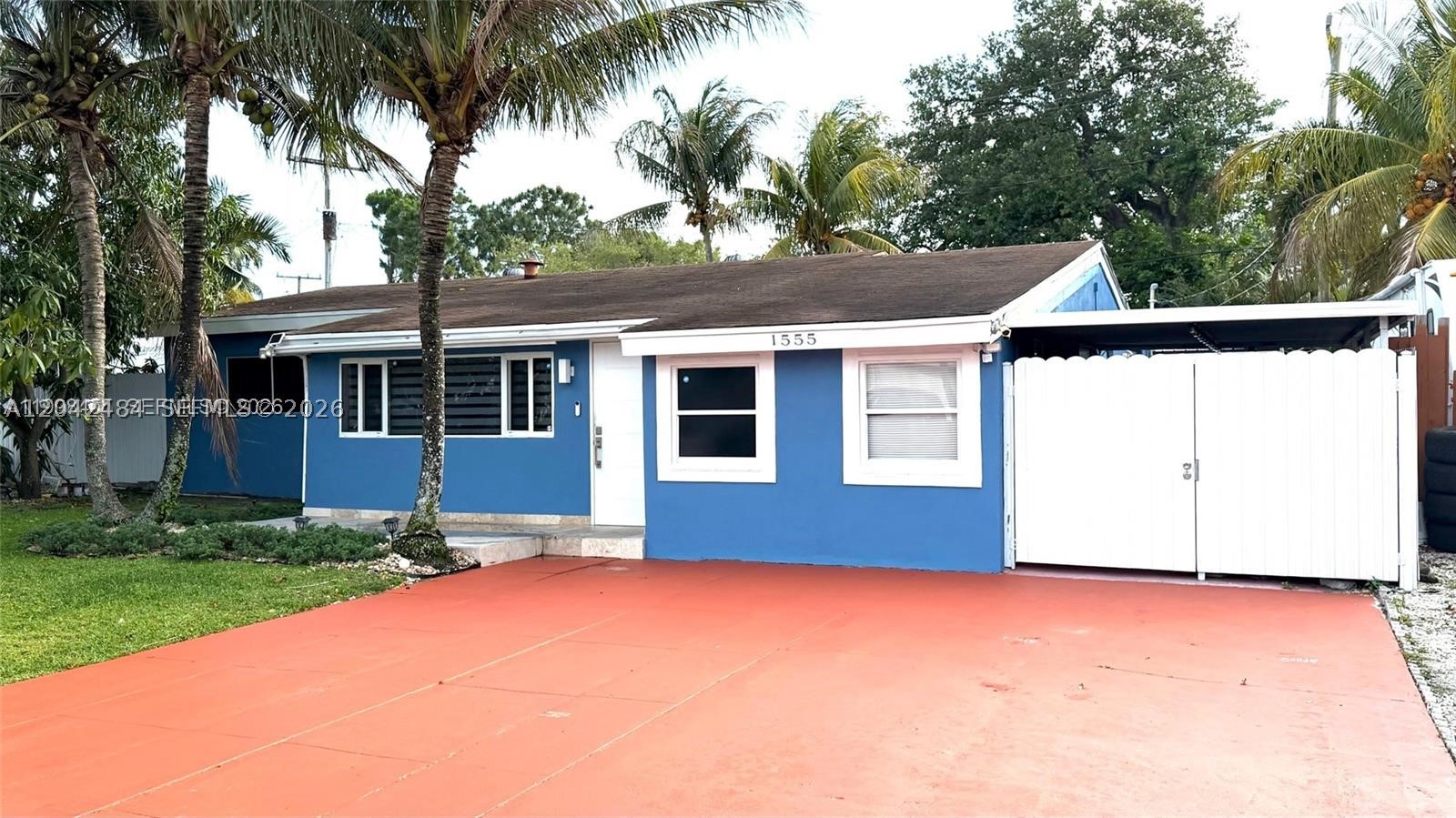 1555 SW 21st Way Property Photo 1