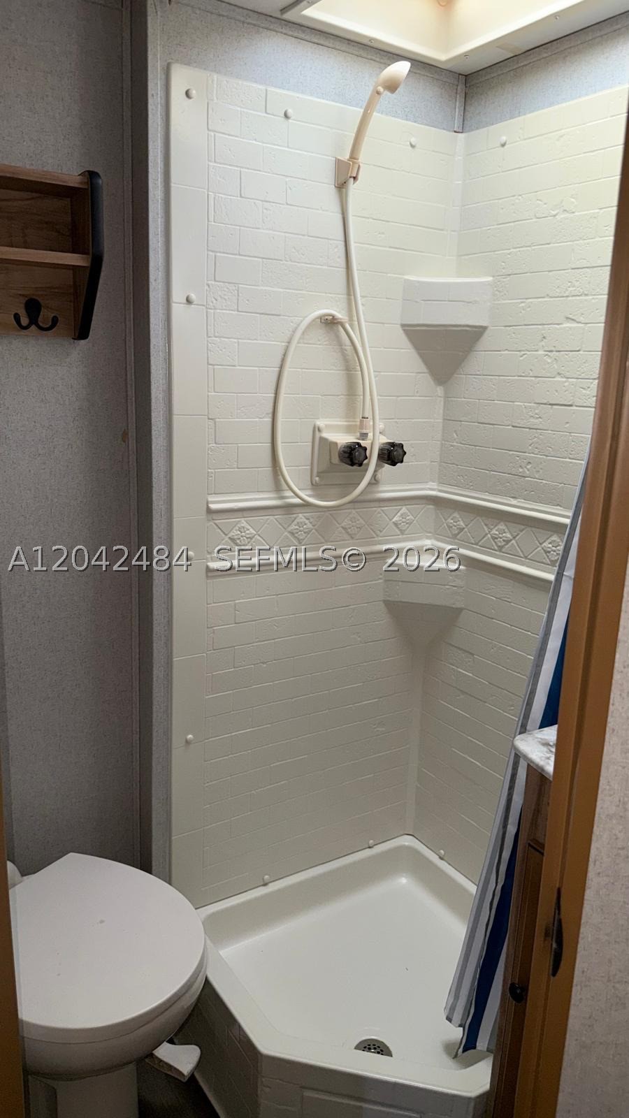 1555 Sw 21st Way Property Photo 19