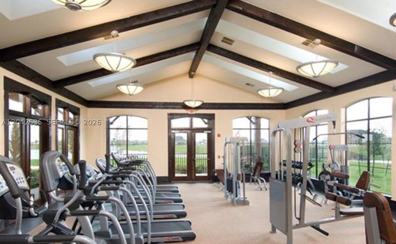 738 Executive Center Dr 23 Property Photo 8