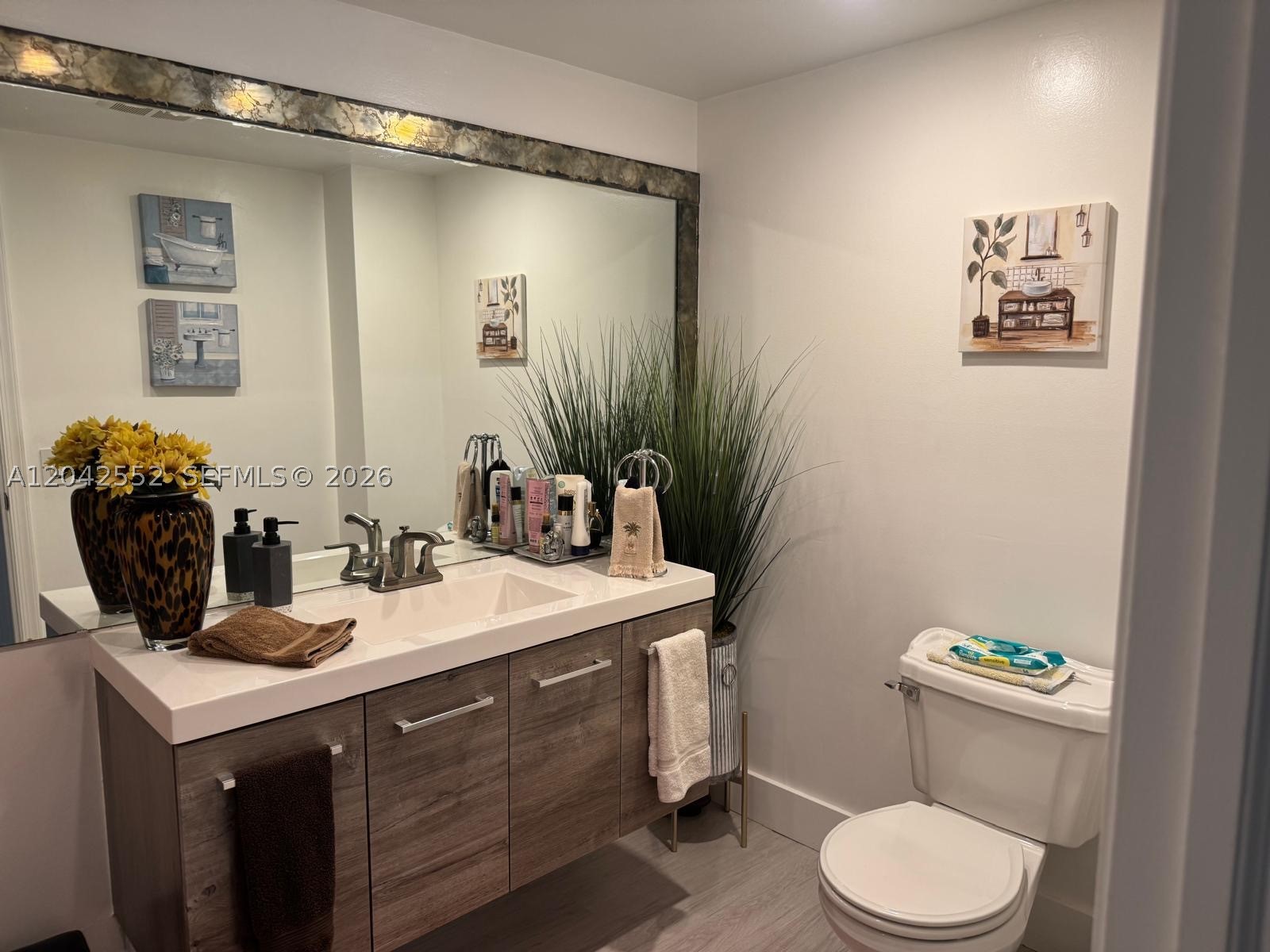 5200 N Ocean Blvd 1012b Property Photo 13