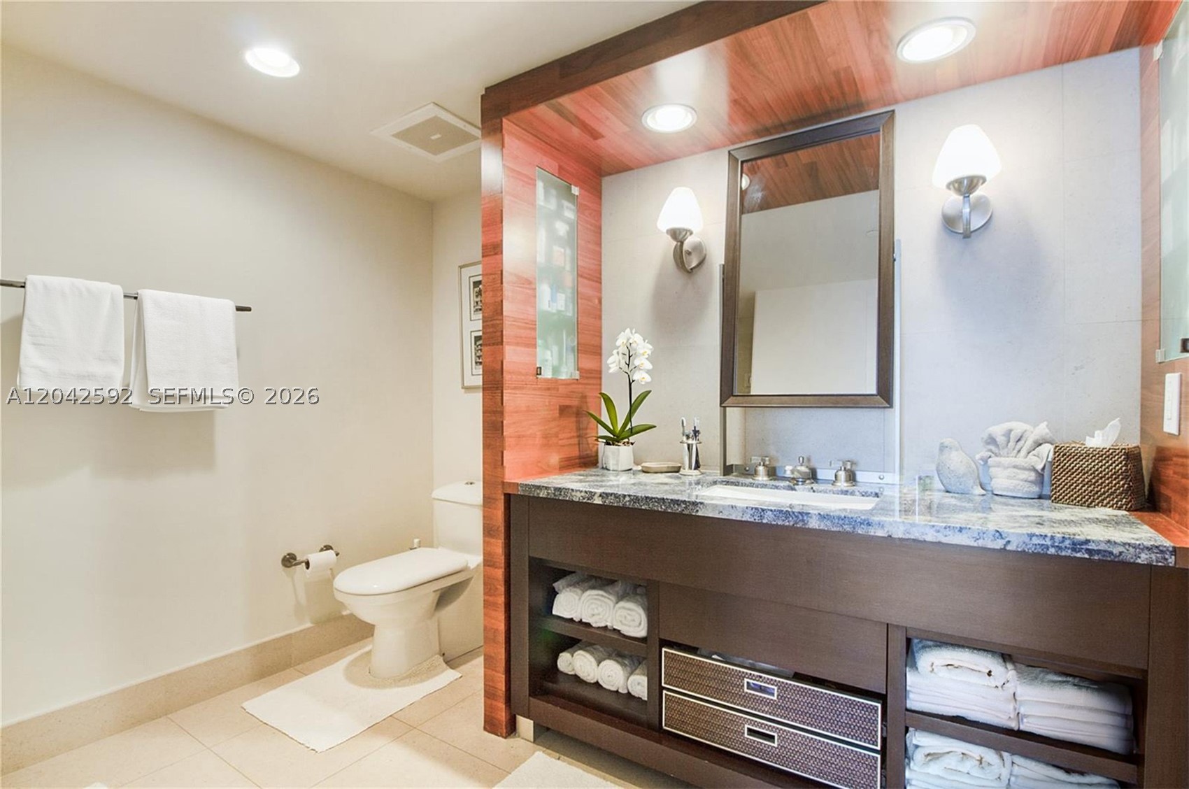 6801 Collins Ave 1101 Property Photo 6