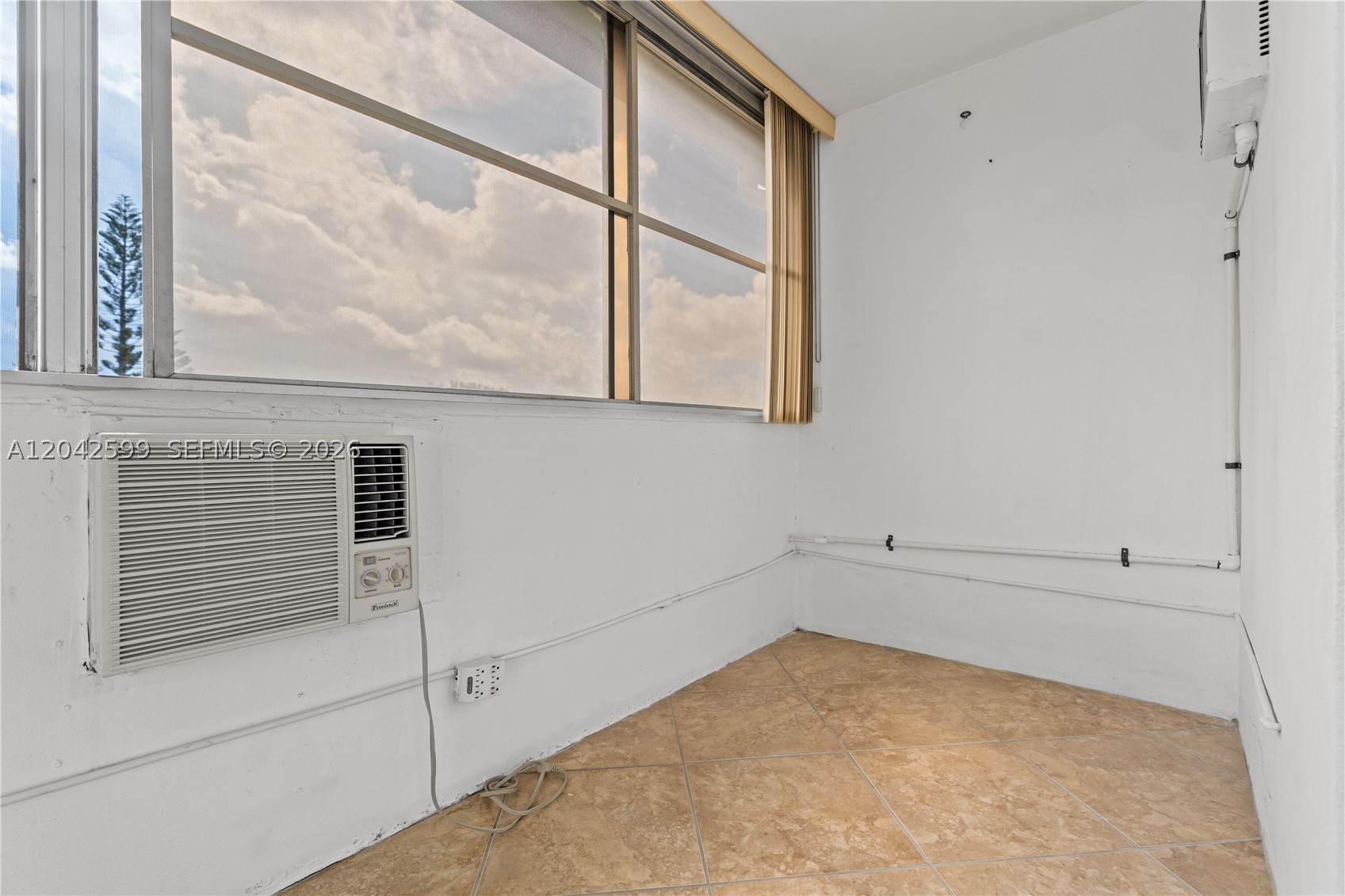 237 Camden J 237 Property Photo 32