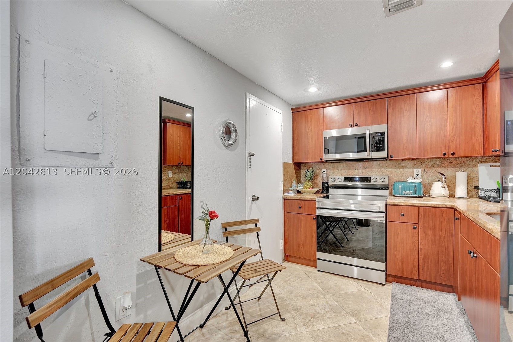 1950 S Ocean Dr. 6b Property Photo 23
