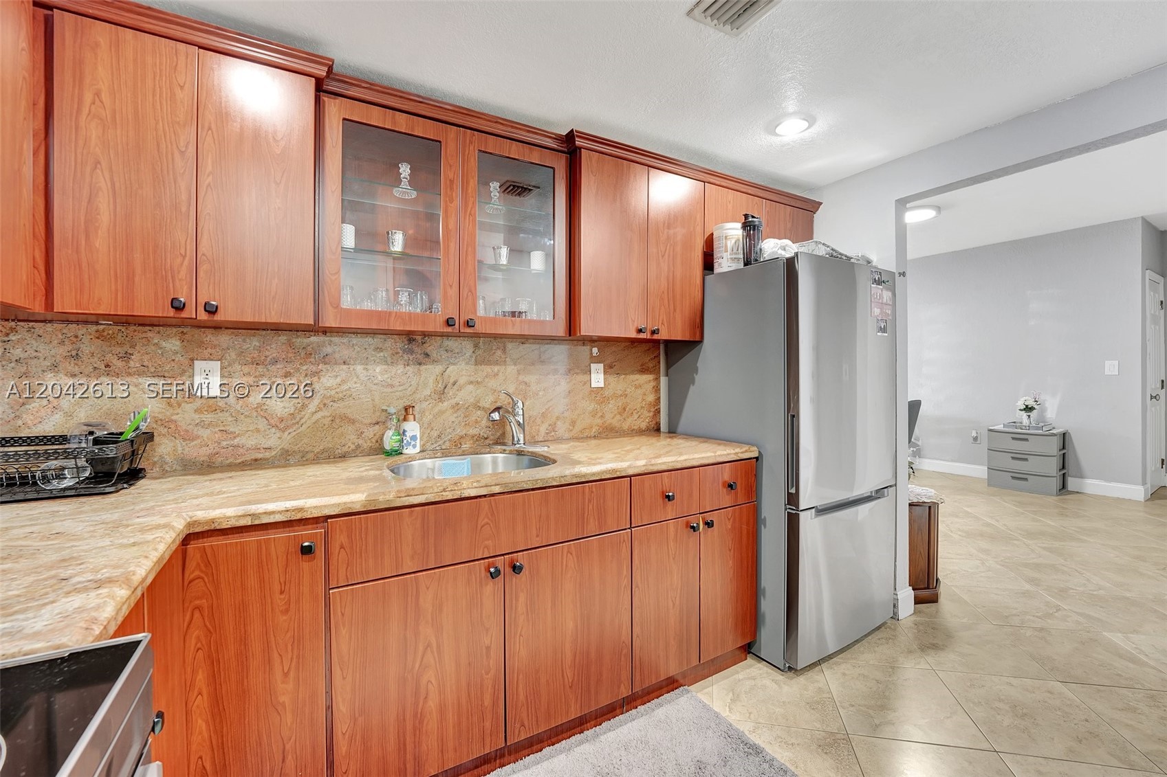 1950 S Ocean Dr. 6b Property Photo 25