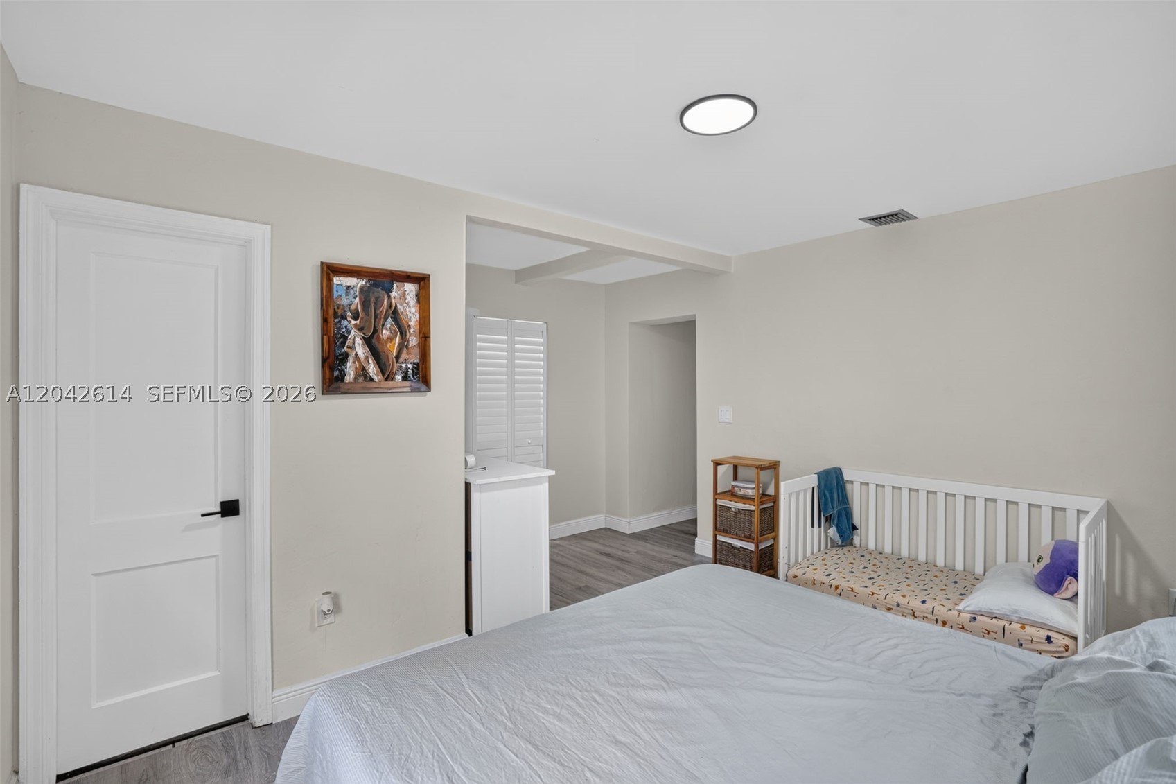 2446 Mckinley St Property Photo 5